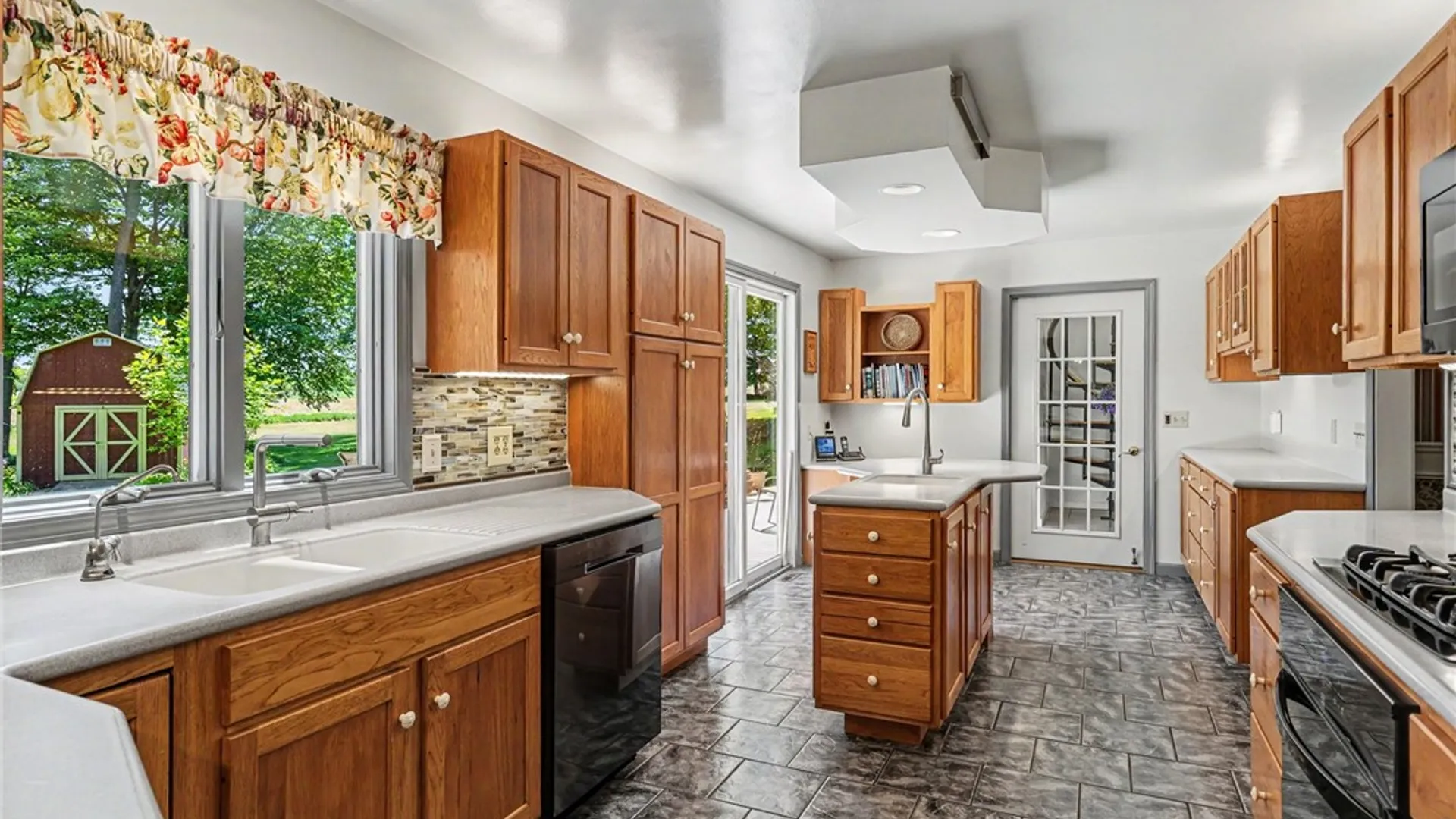 Property at 2215 Dutch Hollow Road, Avon, NY 14414 4