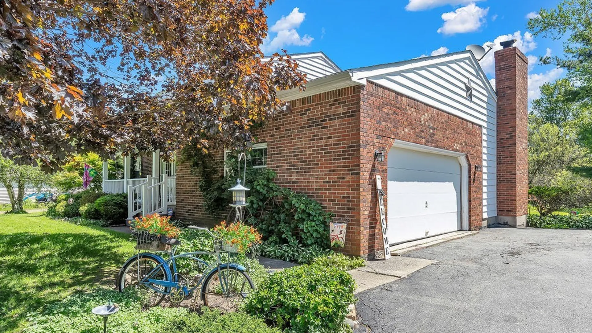 Property at 8061 Cole Road, Boston, NY 14033 3