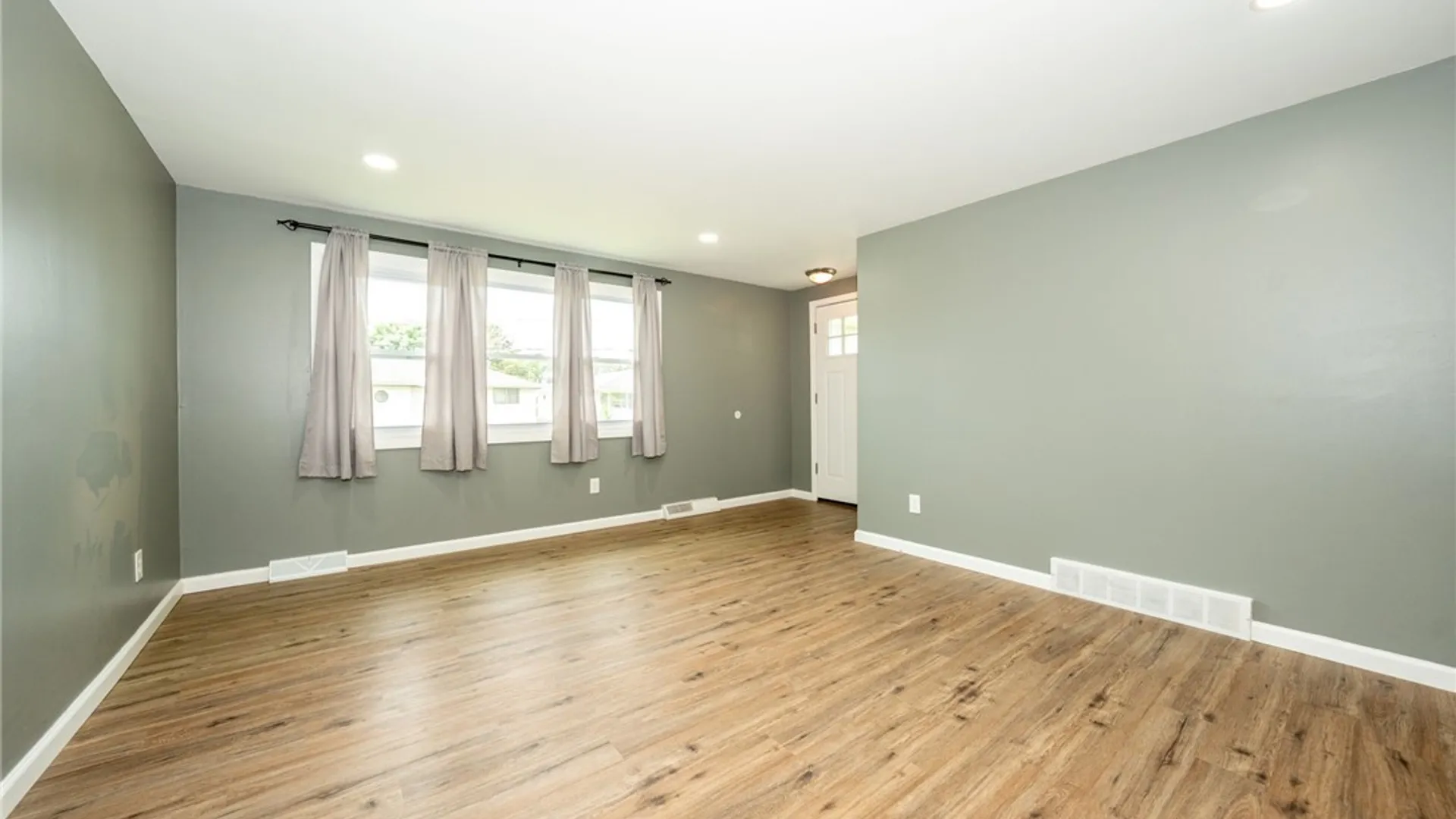 Property at 122 Edison Street, Lackawanna, NY 14218 8