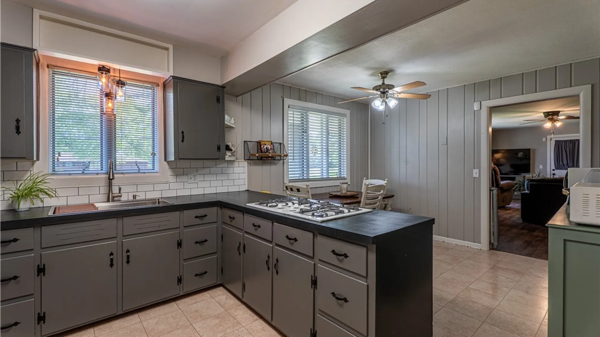 Property at 3174 Lockport Road, Wheatfield, NY 14132 12