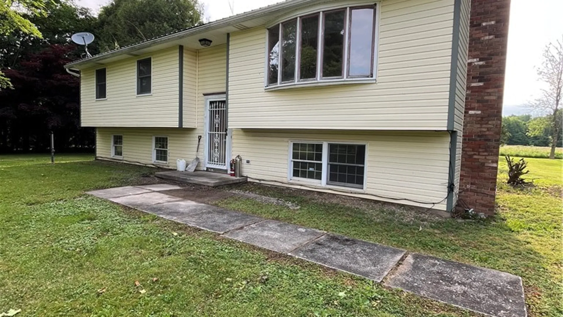 Property at 5088 Arcadia Zurich Norris Road, Sodus, NY 14551 2