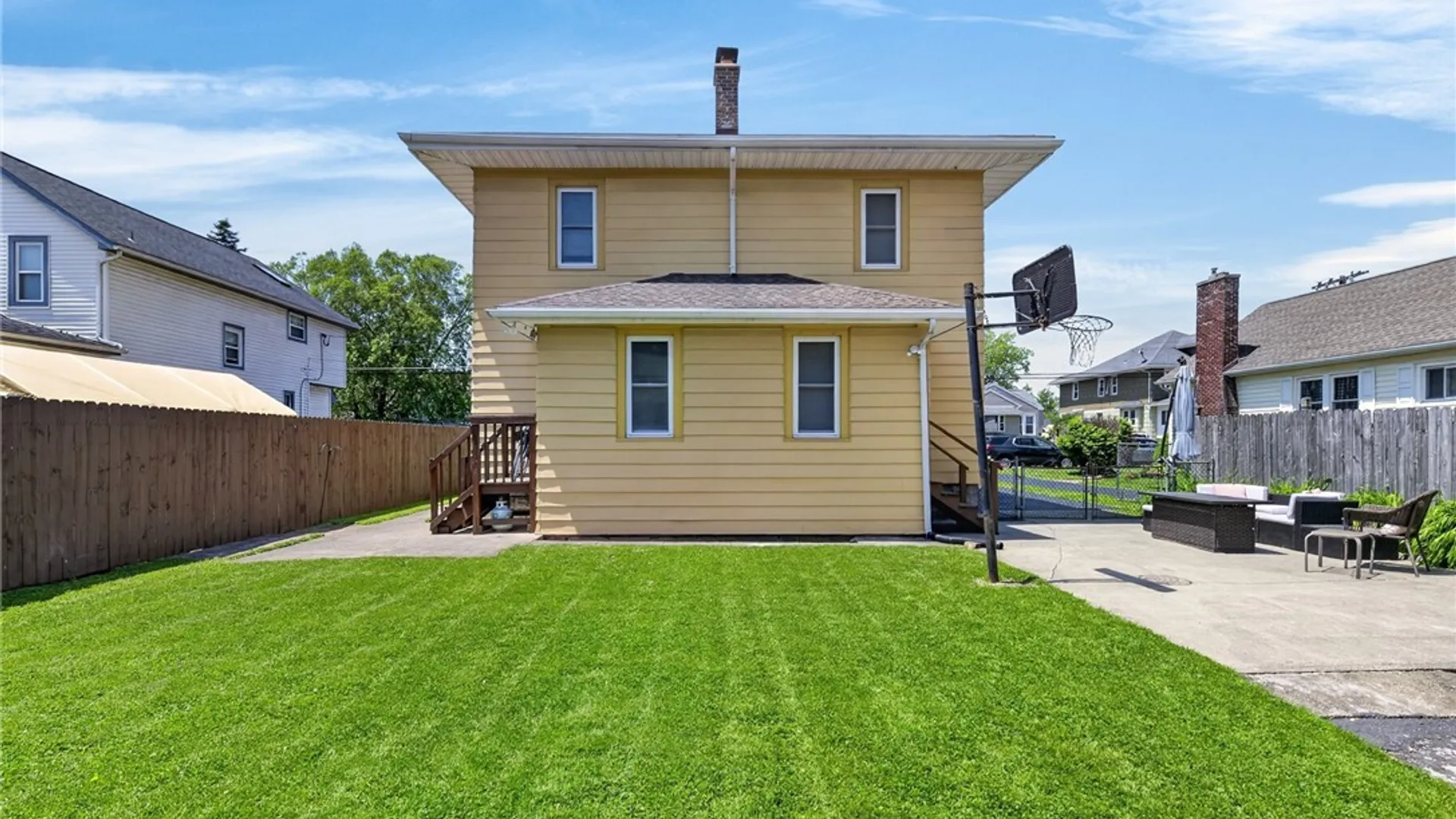 Property at 78 Salisbury Avenue, Hamburg, NY 14219 45