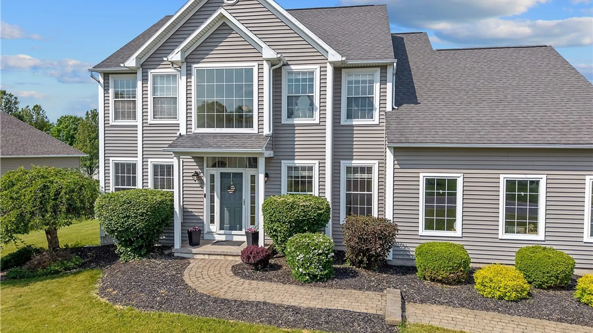 Property at 8796 Emmons Mercantile, Cicero, NY 13029 4