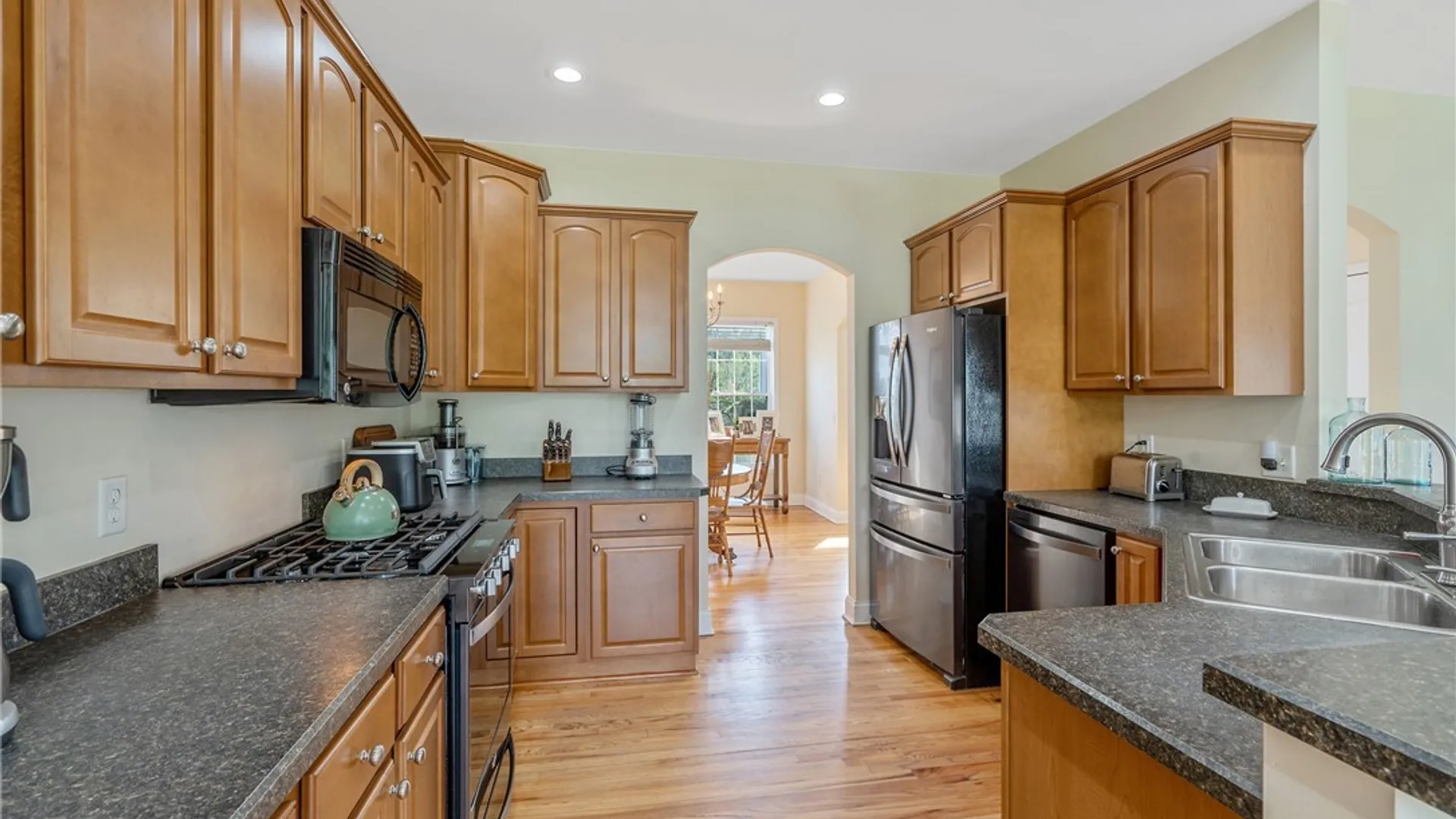 Property at 8796 Emmons Mercantile, Cicero, NY 13029 11