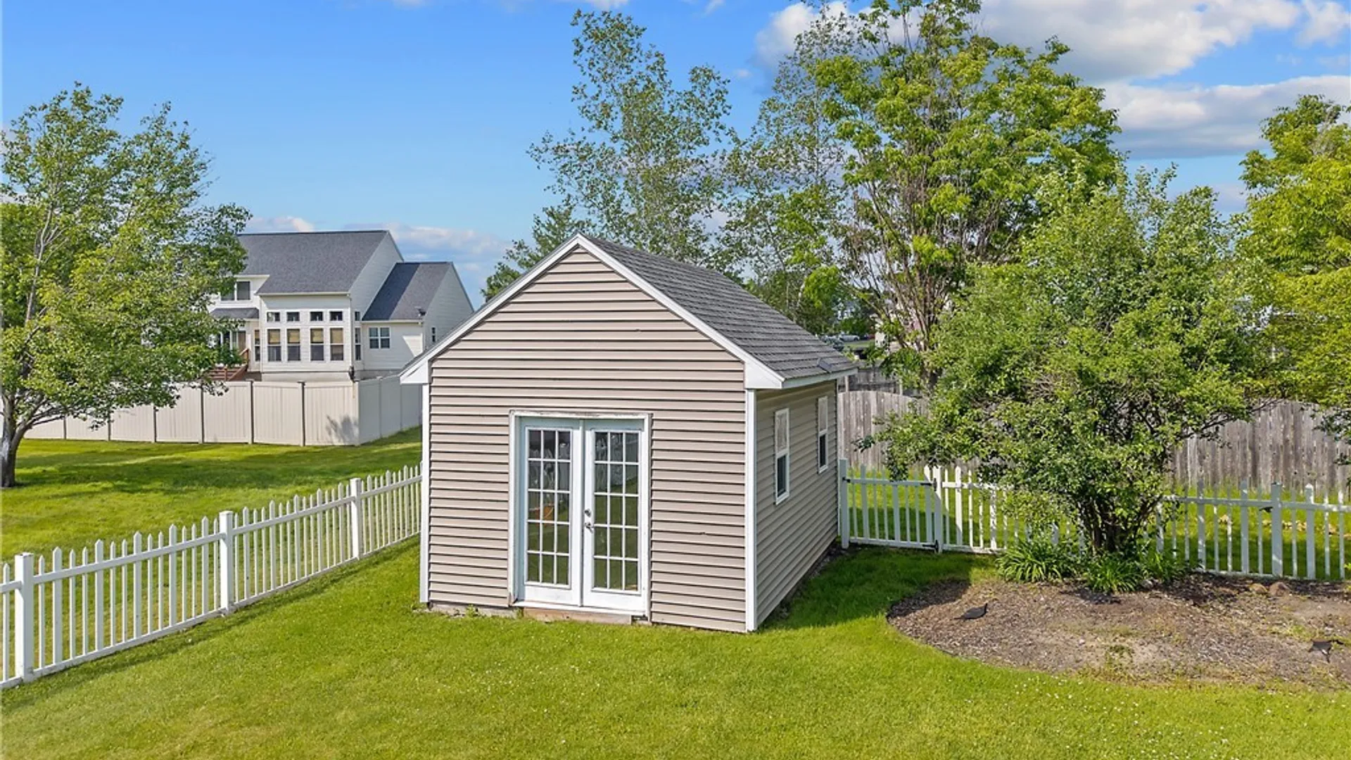 Property at 8796 Emmons Mercantile, Cicero, NY 13029 37