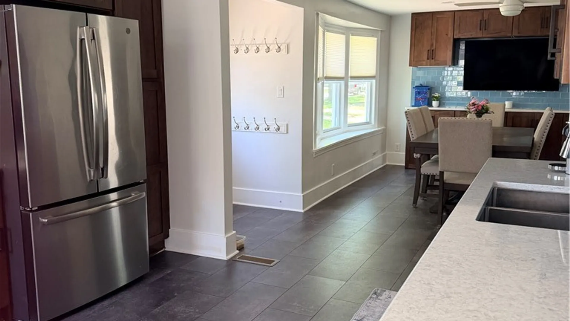 Property at 114 Onondaga Avenue Avenue, West Seneca, NY 14220 5