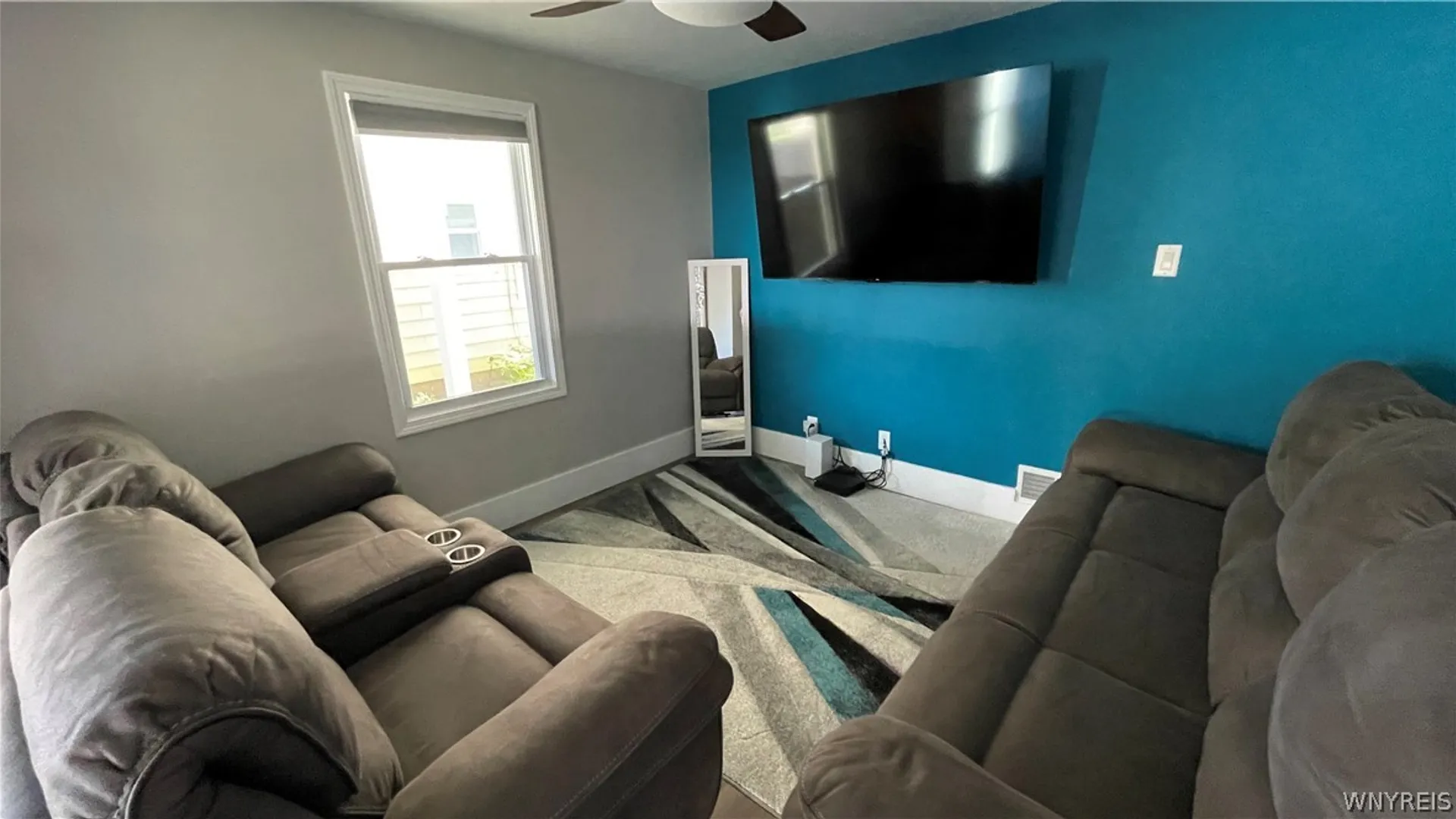 Property at 114 Onondaga Avenue Avenue, West Seneca, NY 14220 12