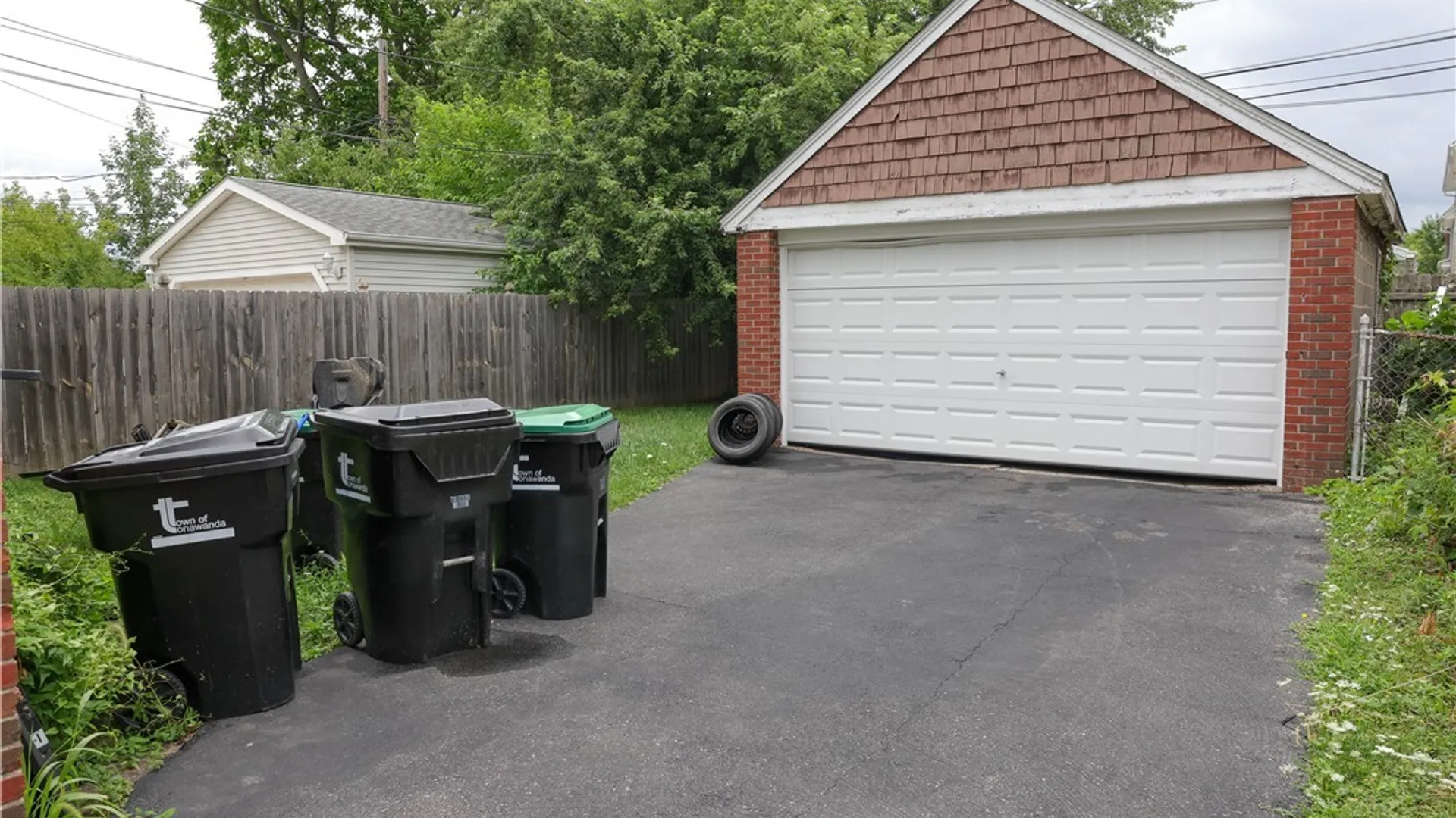 Property at 43 Hawthorne Avenue, Tonawanda, NY 14223 31