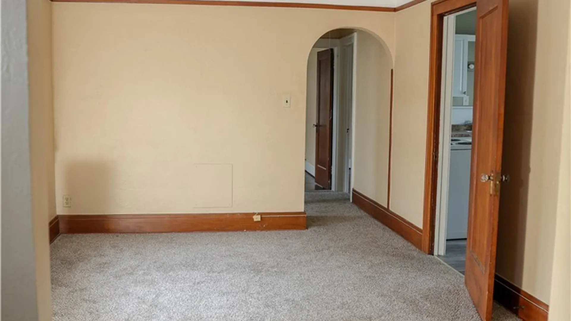 Property at 43 Hawthorne Avenue, Tonawanda, NY 14223 11