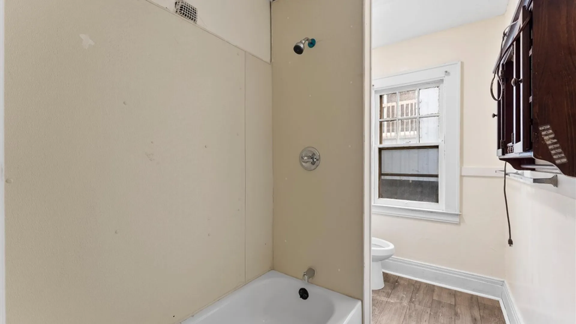 Property at 1008 1st North Street, Syracuse, NY 13208 10