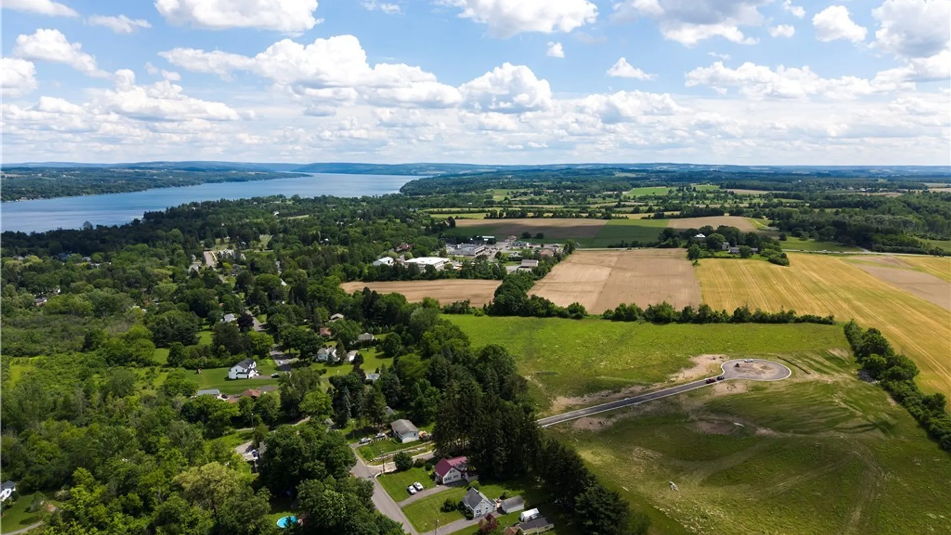 Property at 2 Village Meadow Lane Street, Skaneateles, NY 13152 6