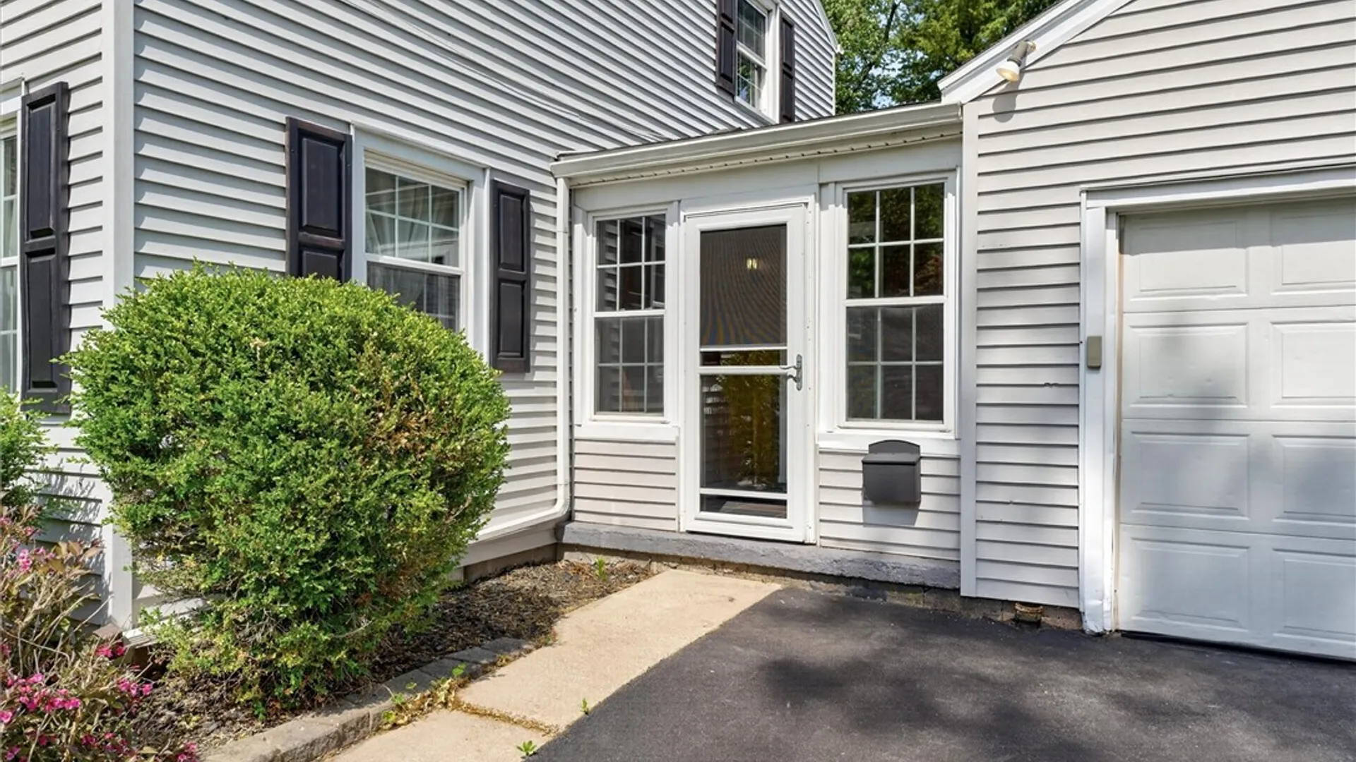 Property at 1792 Winton Road, Irondequoit, NY 14609 5