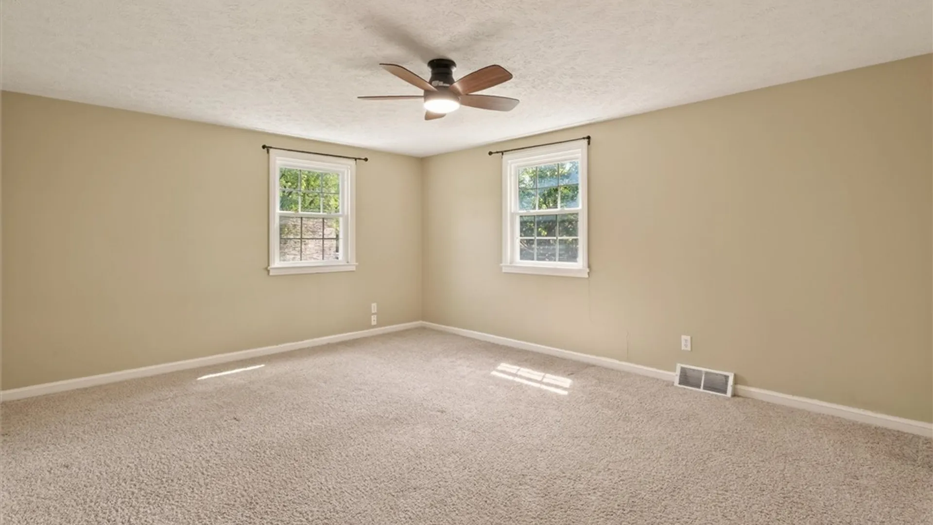 Property at 1792 Winton Road, Irondequoit, NY 14609 37