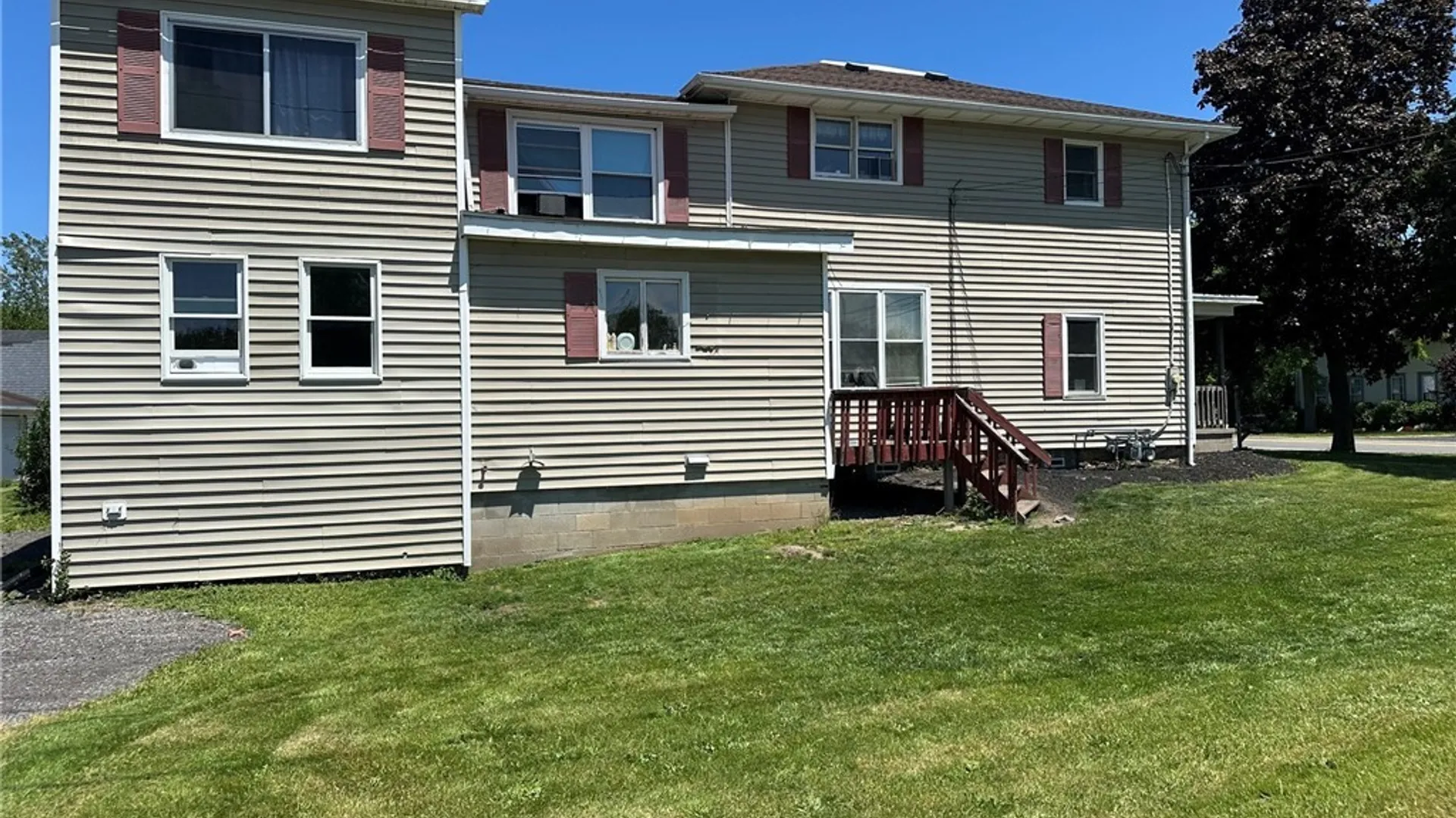 Property at 1874 Hess Road, Newfane, NY 14008 5