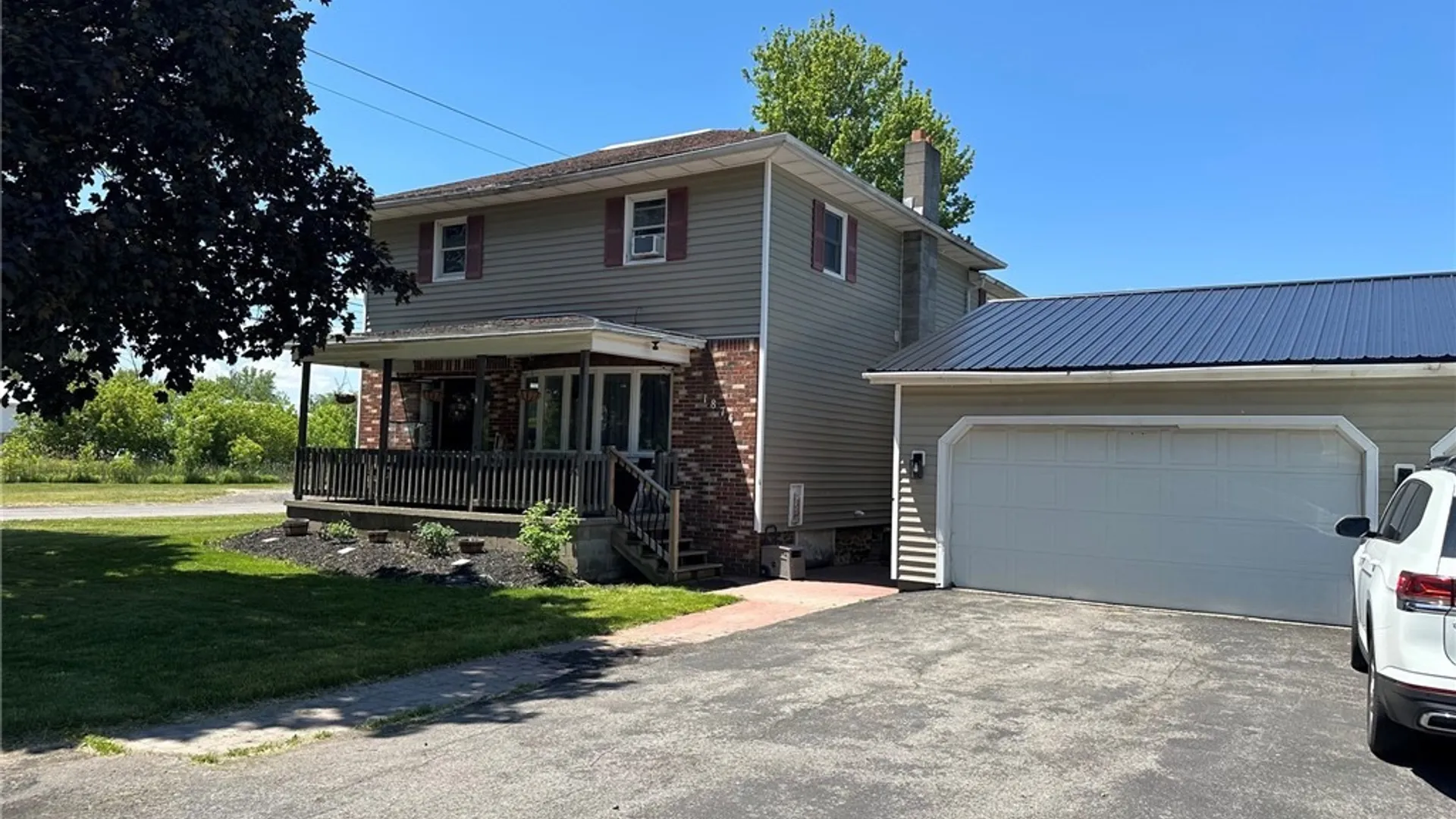 Property at 1874 Hess Road, Newfane, NY 14008 3