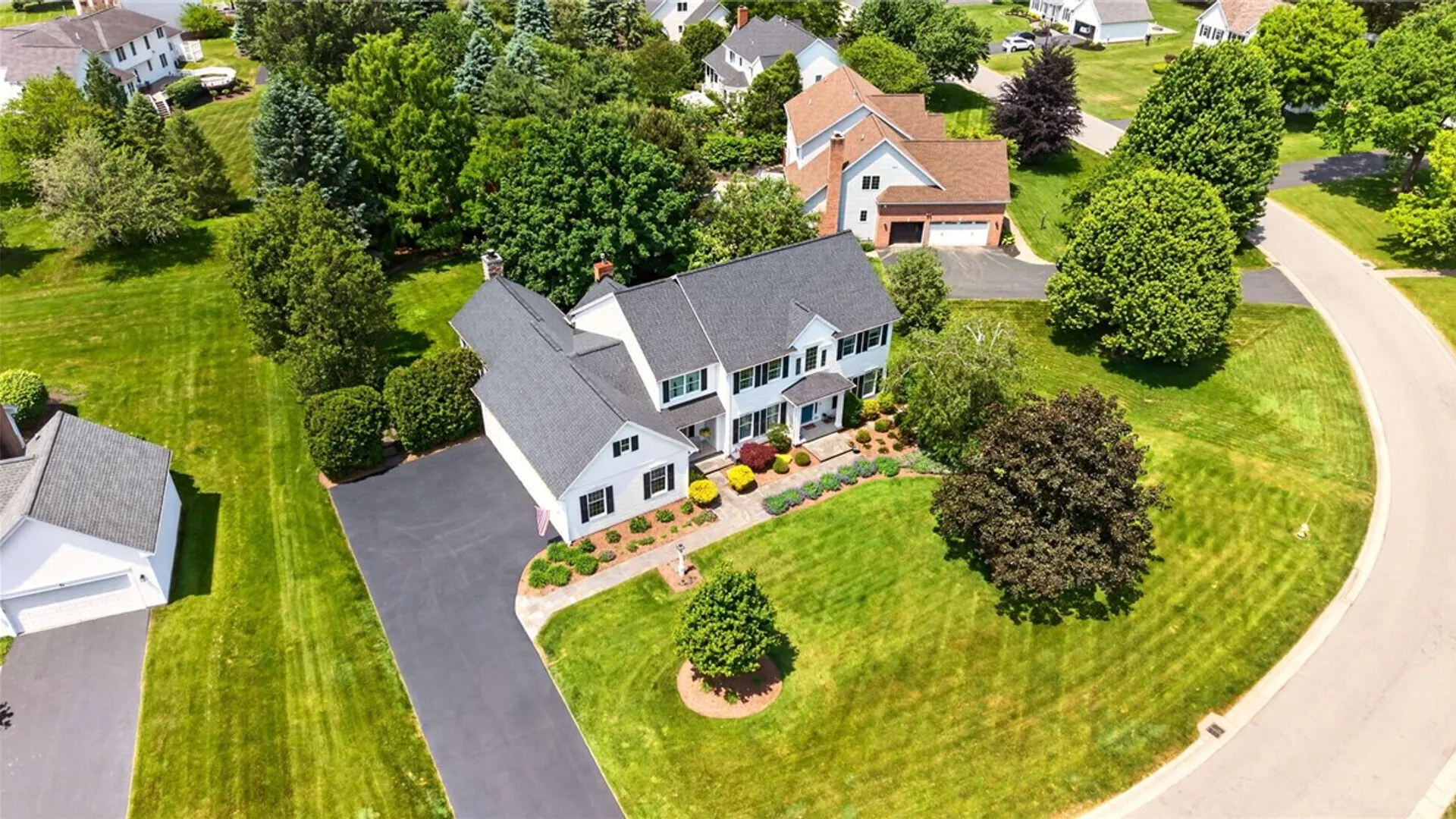 Property at 47 Scarborough Park, Penfield, NY 14625 45