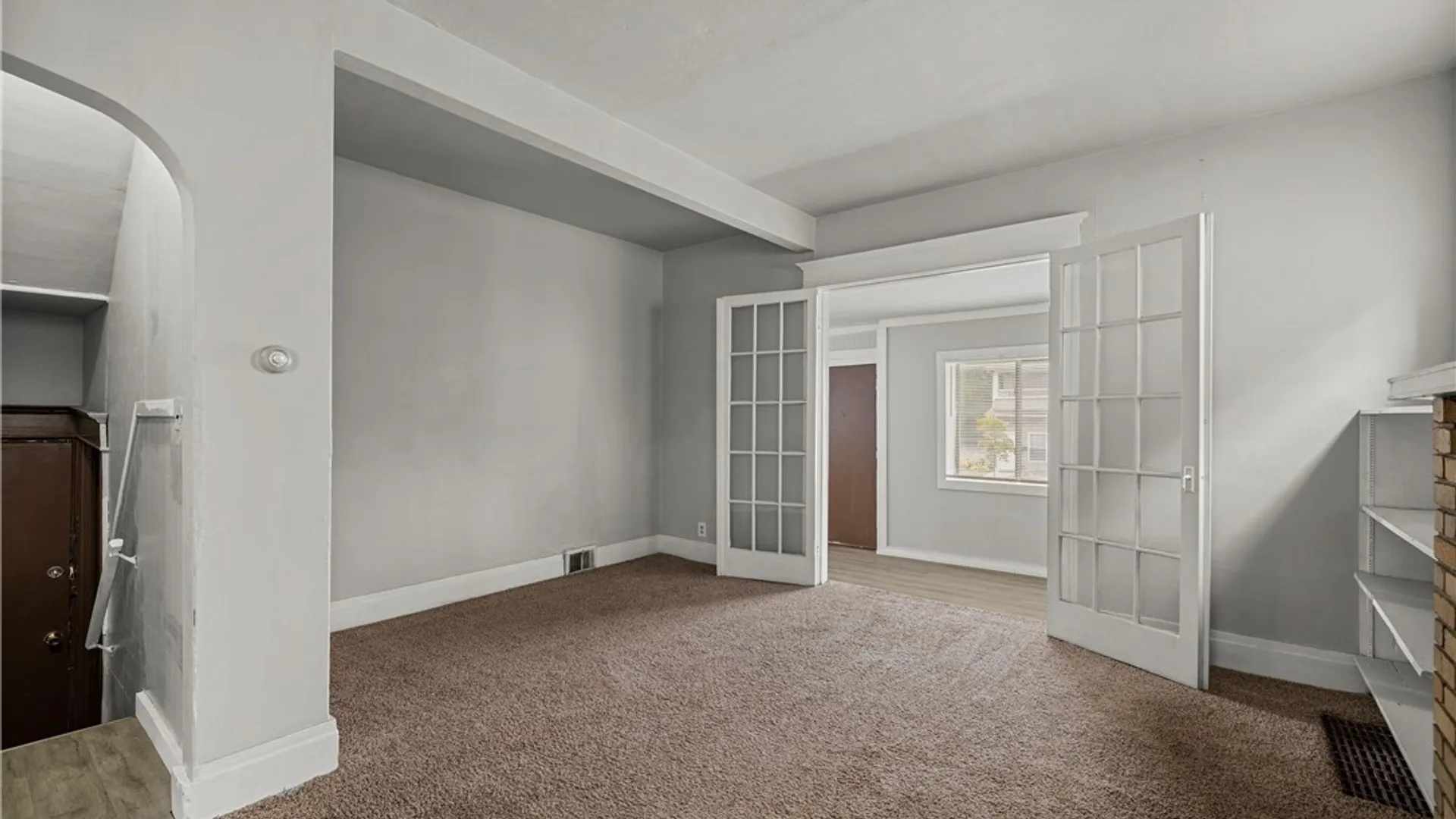 Property at 994 Kensington Avenue, Buffalo, NY 14215 7