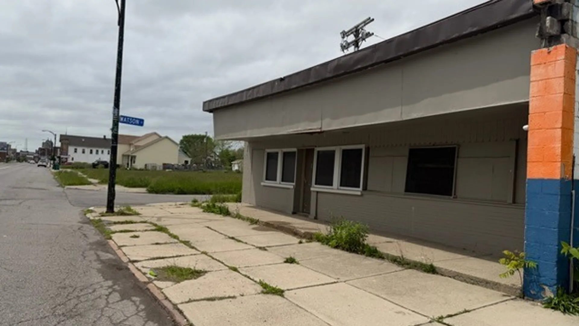 Property at 582 E William Street, Buffalo, NY 14206 3
