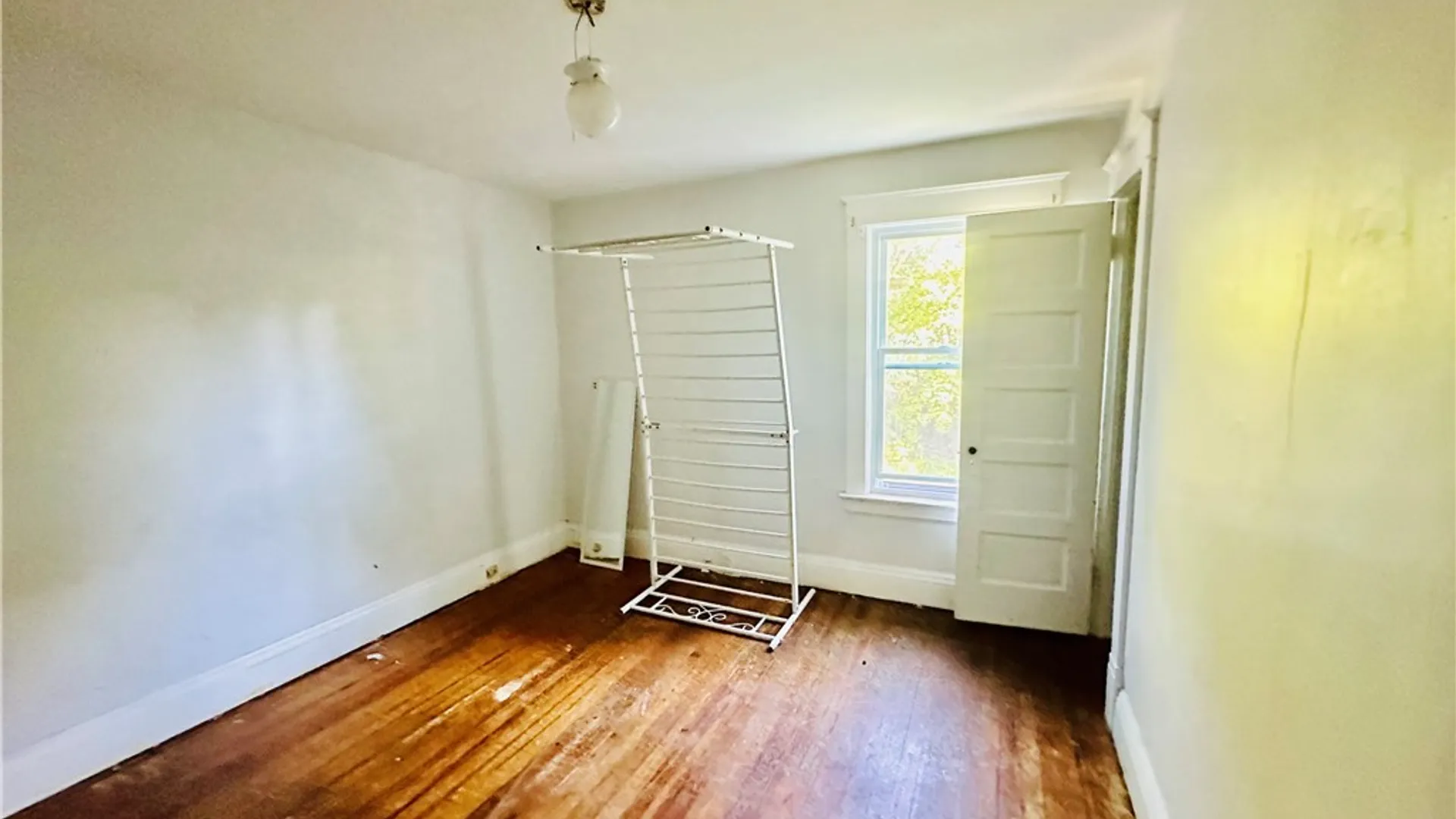 Property at 1859 Niagara Avenue, Niagara Falls, NY 14305 24