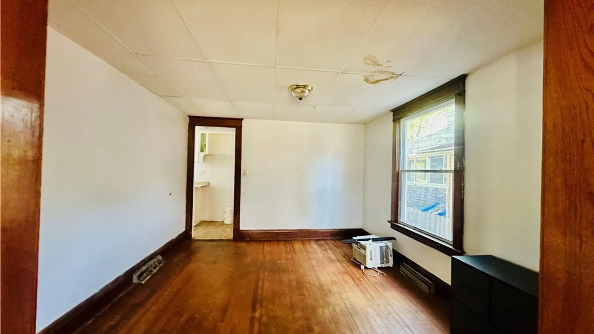 Property at 1859 Niagara Avenue, Niagara Falls, NY 14305 9