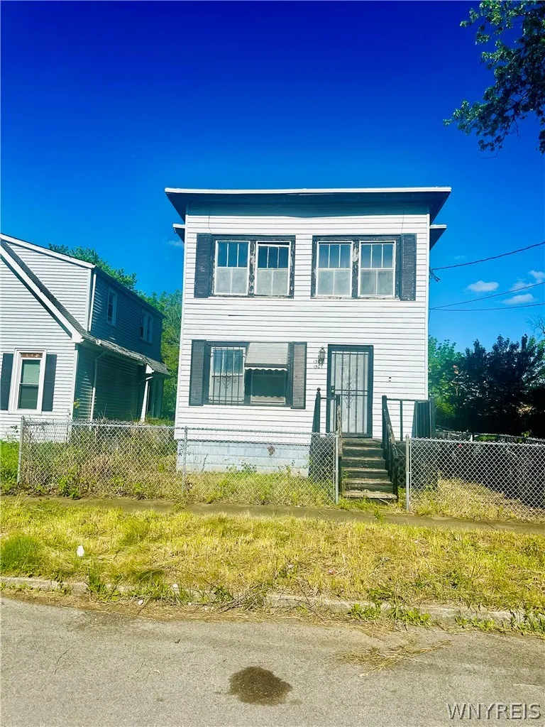 Property at 1507 17th Street, Niagara Falls, NY 14305