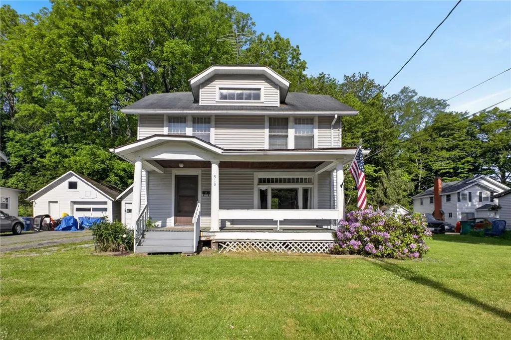 Property at 313 Fayette Street, Palmyra, NY 14522