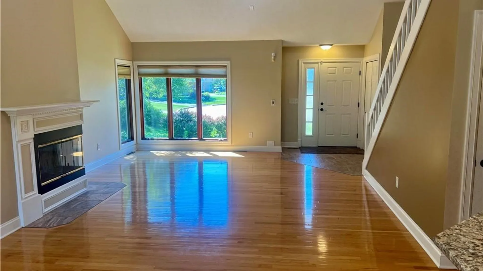 Property at 35 Hayfield Way, Pittsford, NY 14534 4