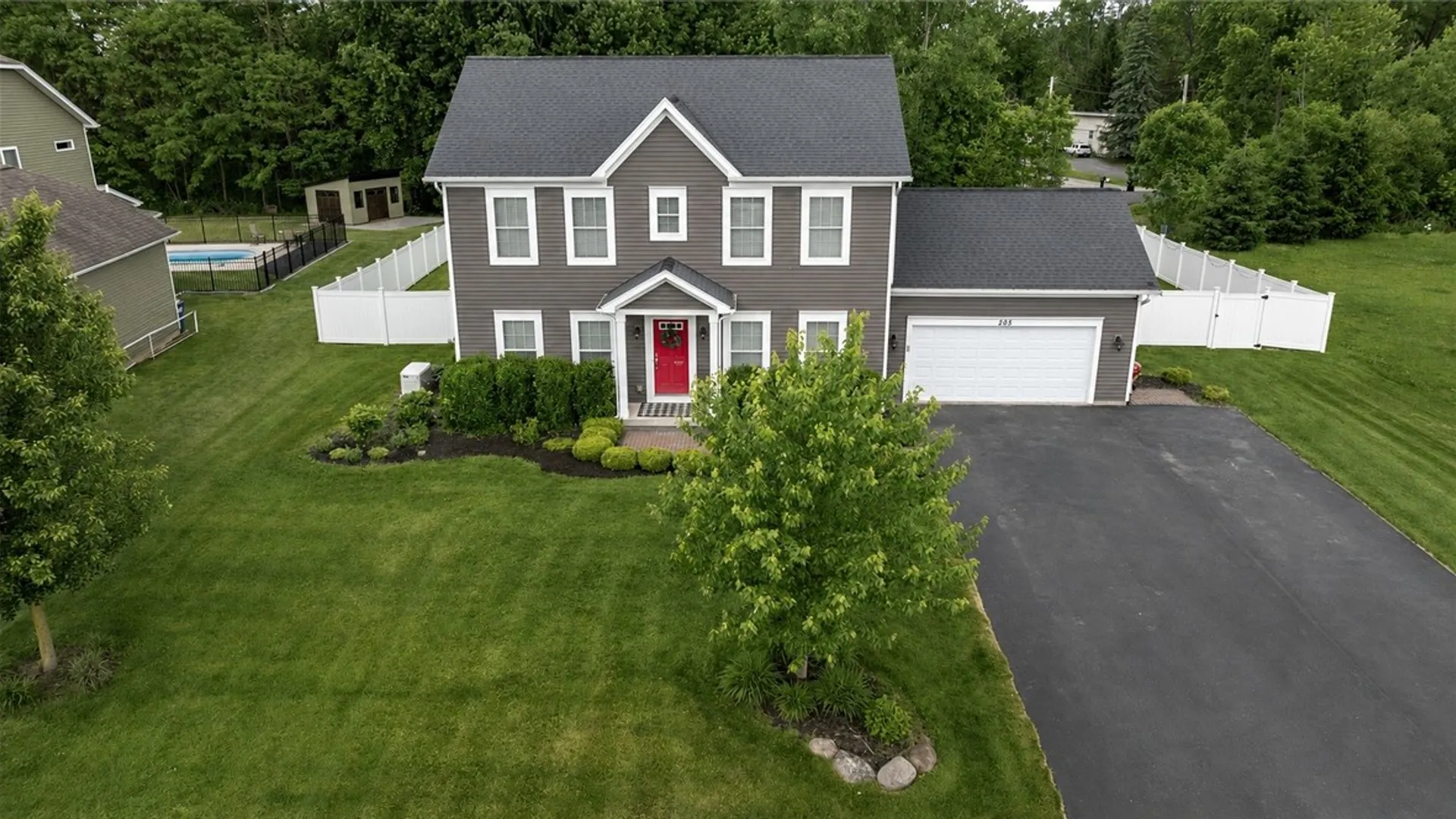 Property at 205 York Bay Trail, Henrietta, NY 14586 47
