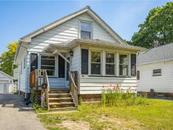 Property at 46 Beverly Heights, Greece, NY 14616