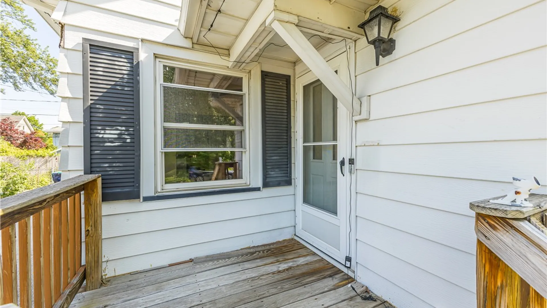 Property at 46 Beverly Heights, Greece, NY 14616 3