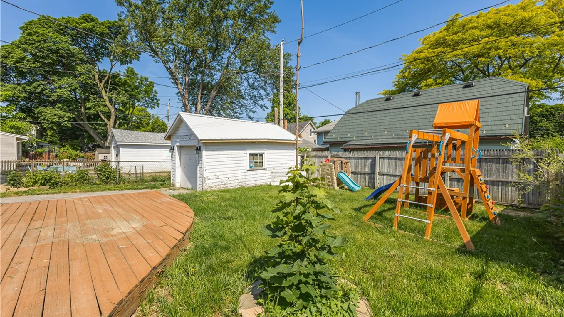 Property at 46 Beverly Heights, Greece, NY 14616 30