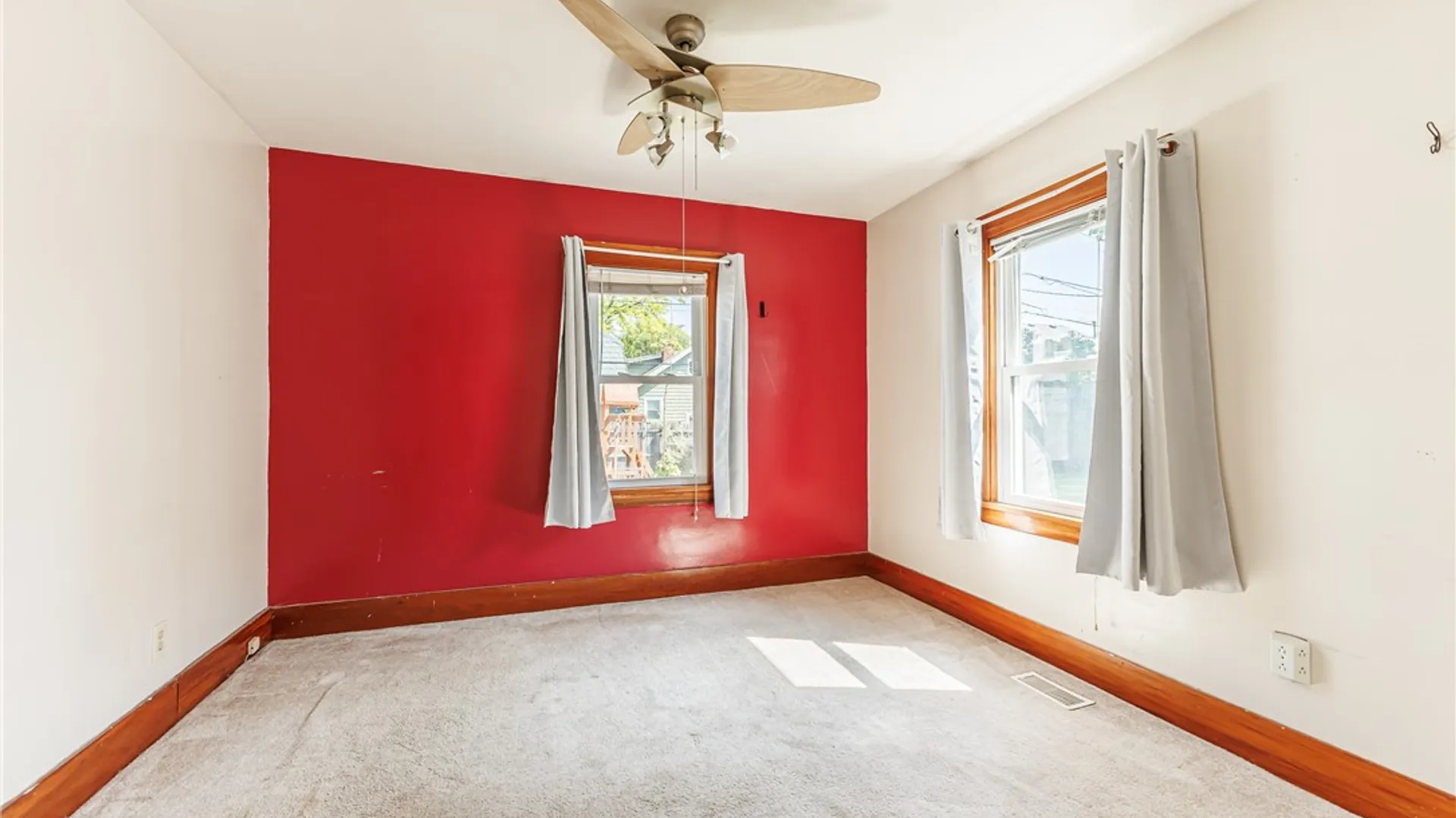 Property at 46 Beverly Heights, Greece, NY 14616 17