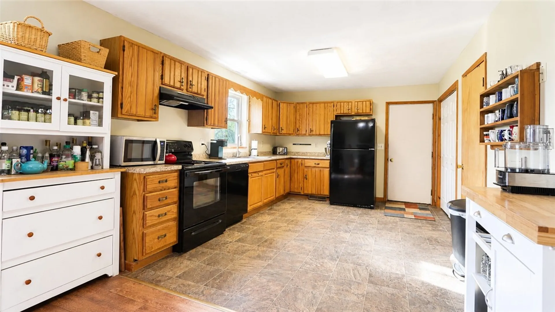 Property at 16 Keli Drive, Fayette, NY 13165 11