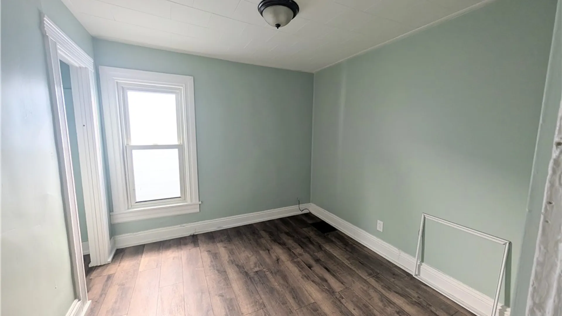 Property at 330 Lexington Avenue, Rochester, NY 14613 17
