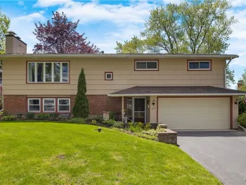 Property at 7 Lark Path, Clay, NY 13090