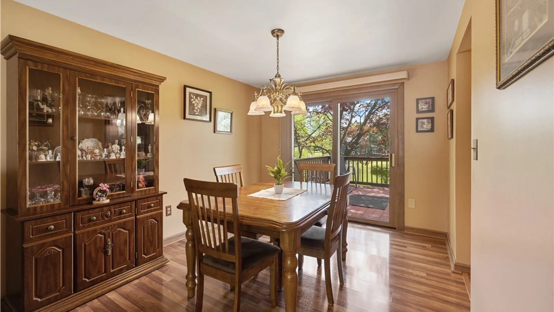 Property at 7 Lark Path, Clay, NY 13090 10