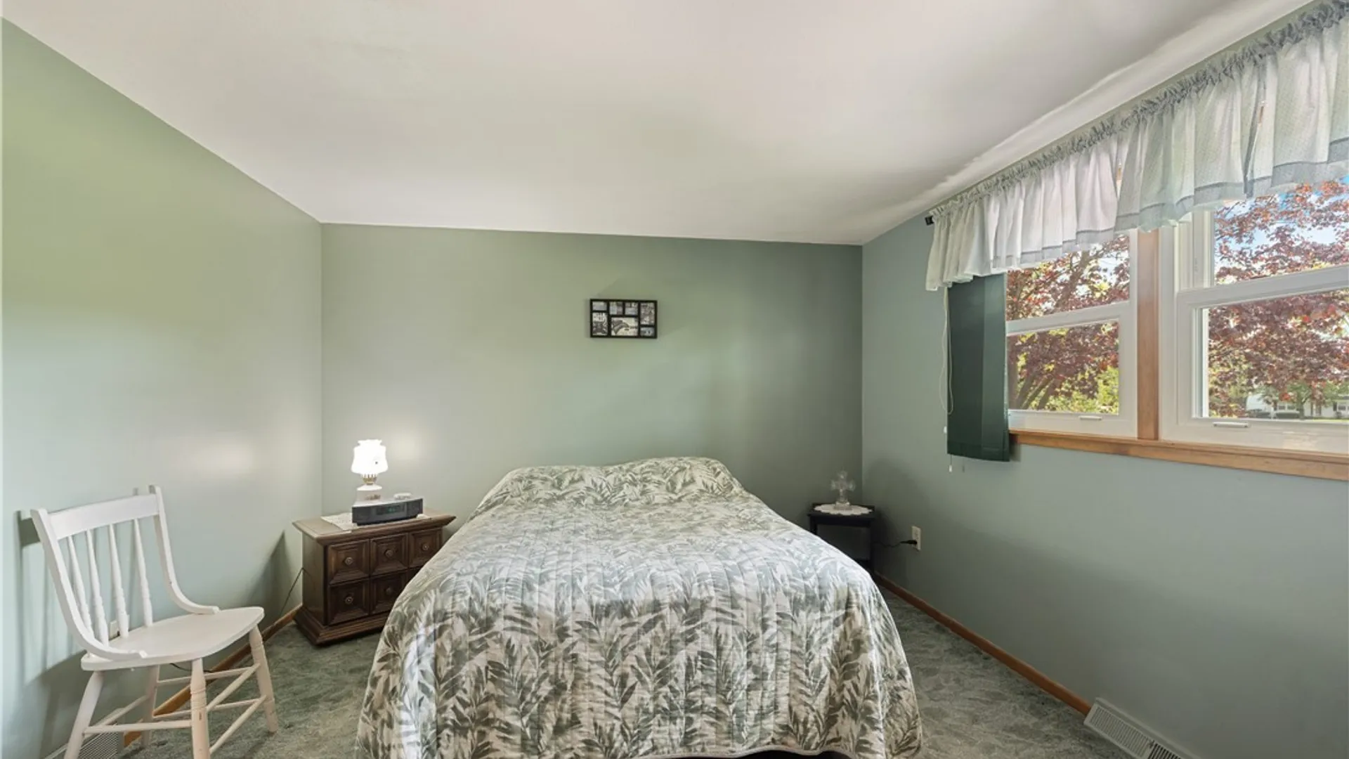 Property at 7 Lark Path, Clay, NY 13090 17