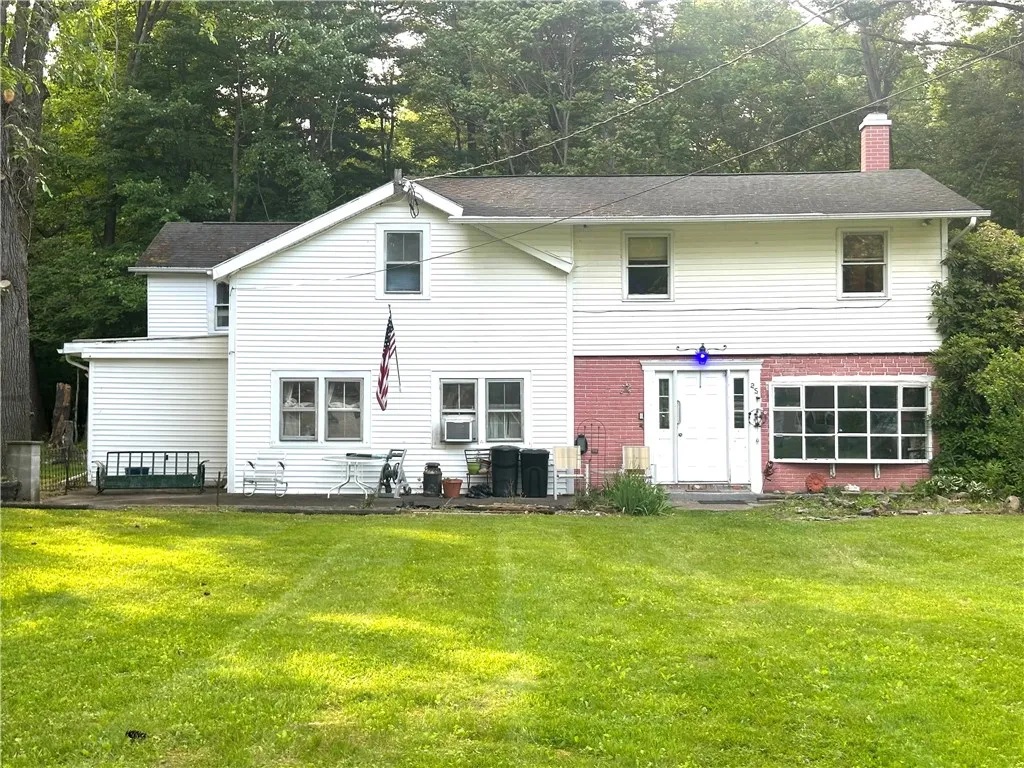 Property at 25 Hazelwood Avenue, Big Flats, NY 14905