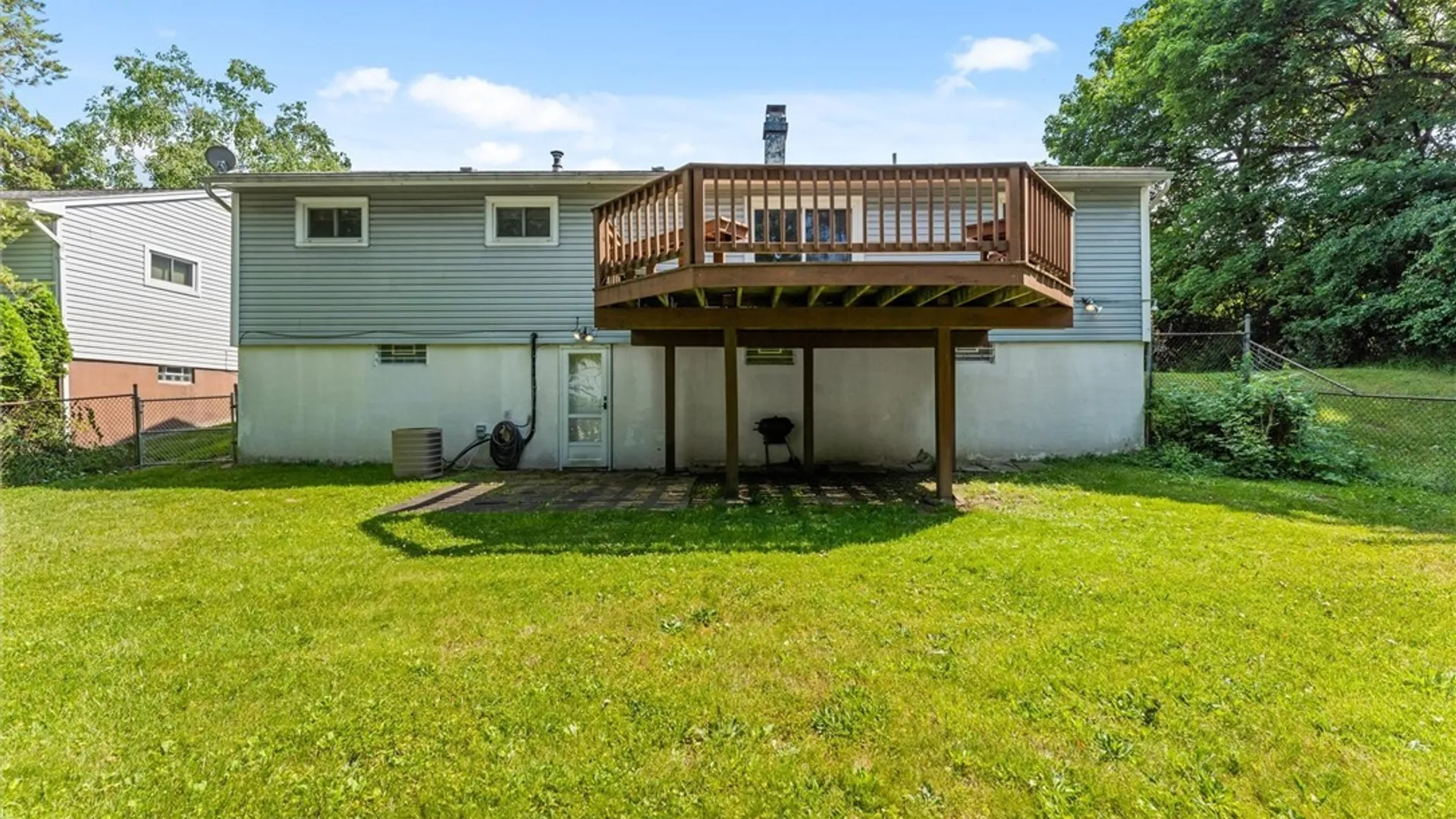 Property at 413 Mountainview Avenue, Syracuse, NY 13224 6