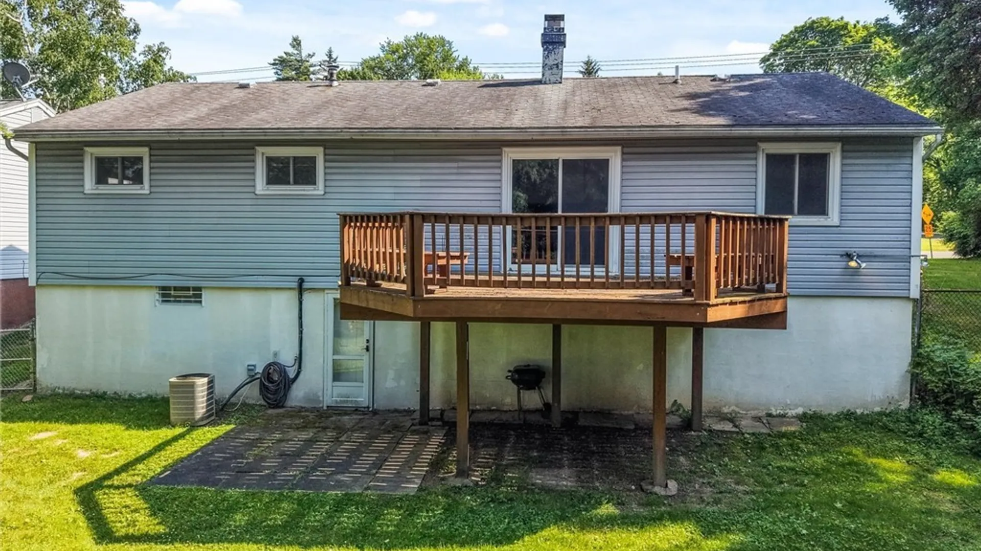 Property at 413 Mountainview Avenue, Syracuse, NY 13224 44