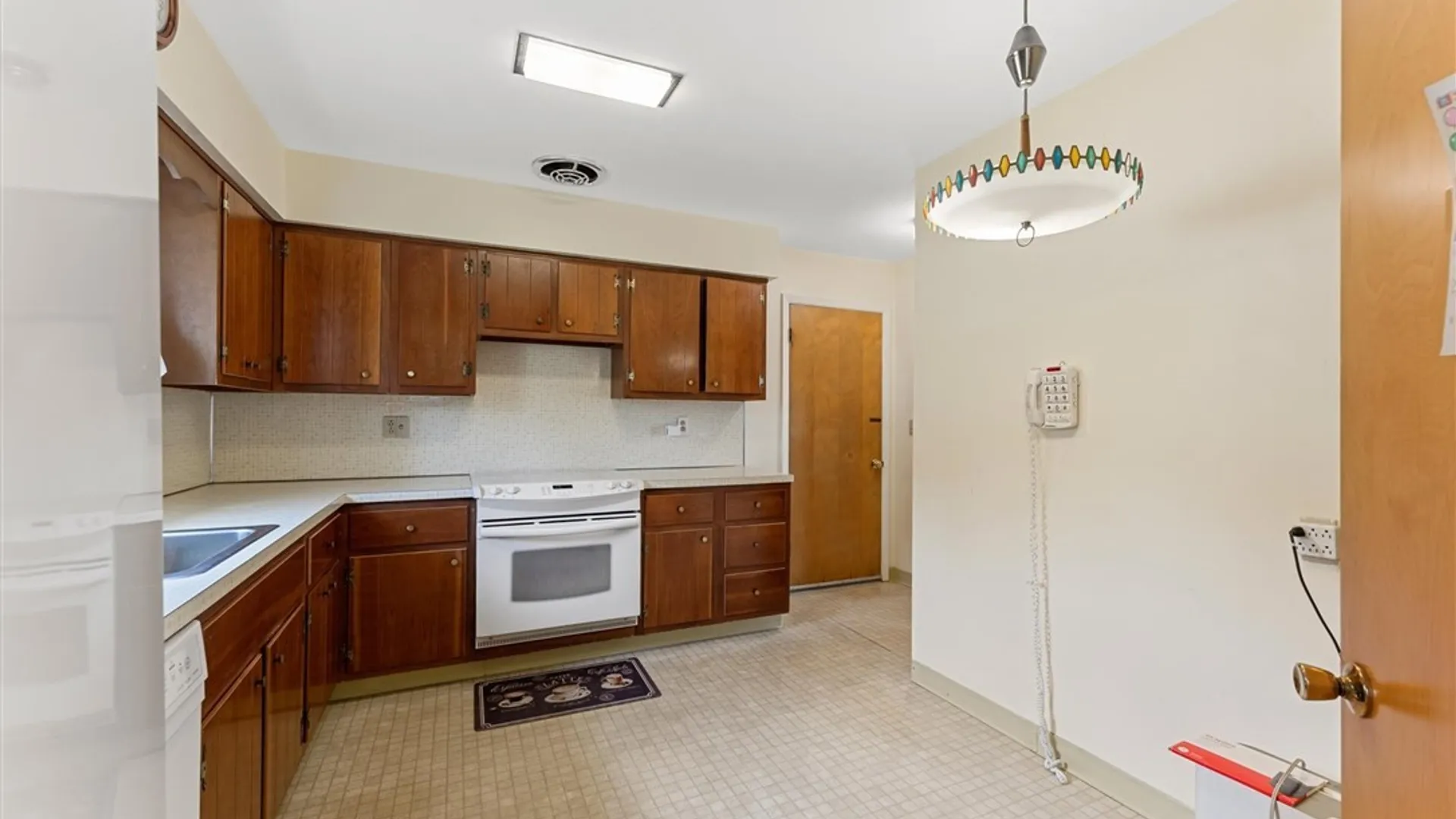 Property at 413 Mountainview Avenue, Syracuse, NY 13224 16