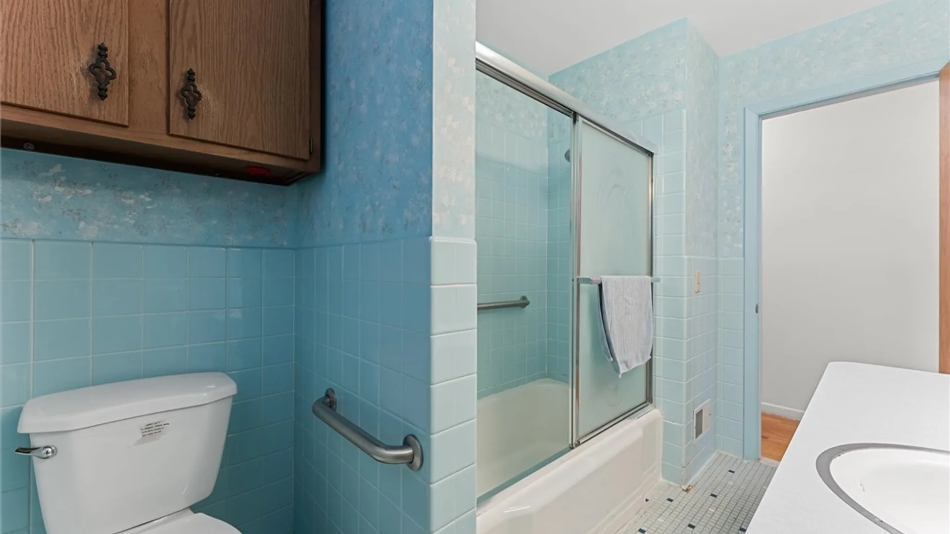 Property at 413 Mountainview Avenue, Syracuse, NY 13224 25