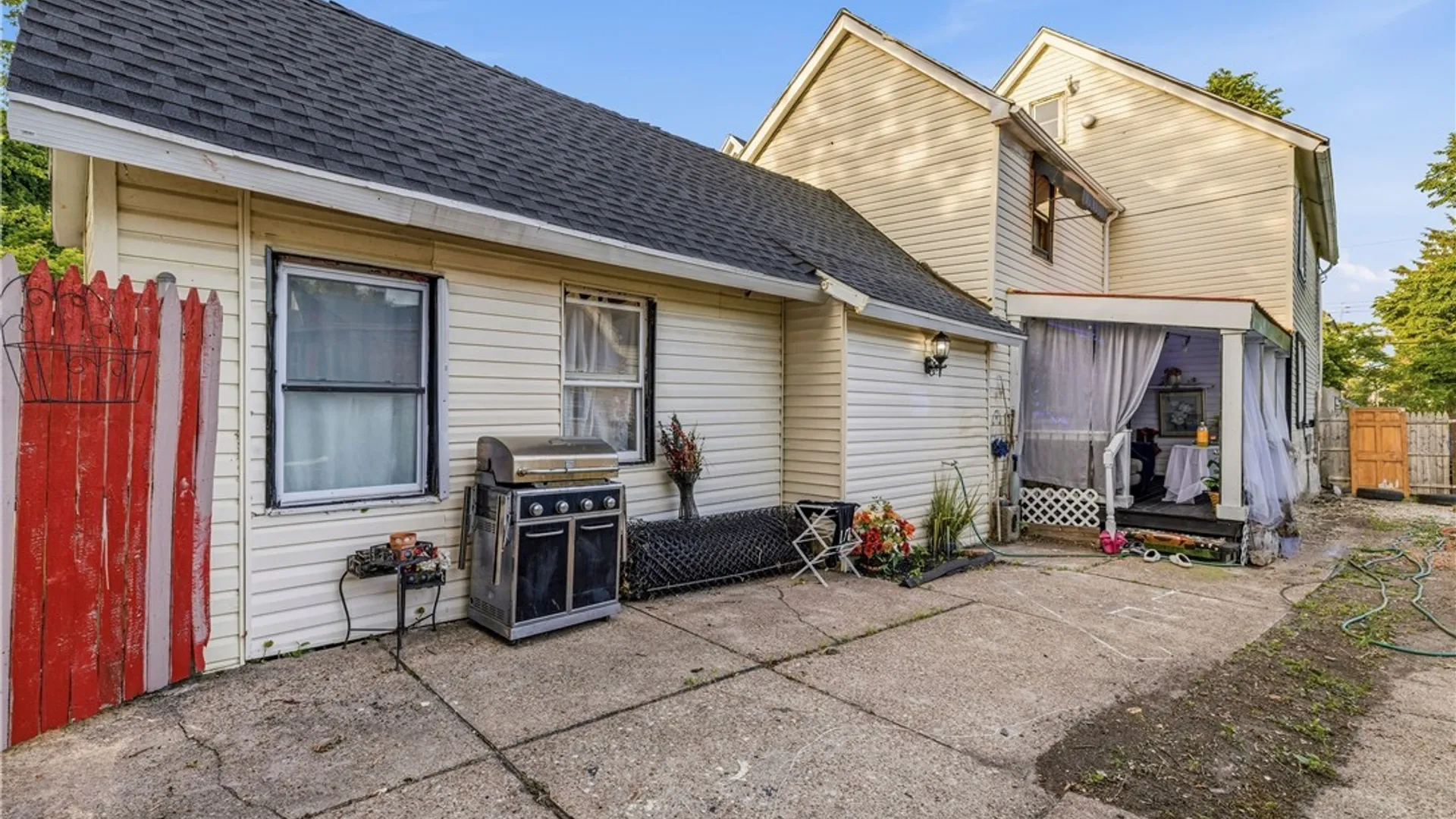 Property at 96 Detroit Street, Buffalo, NY 14206 4