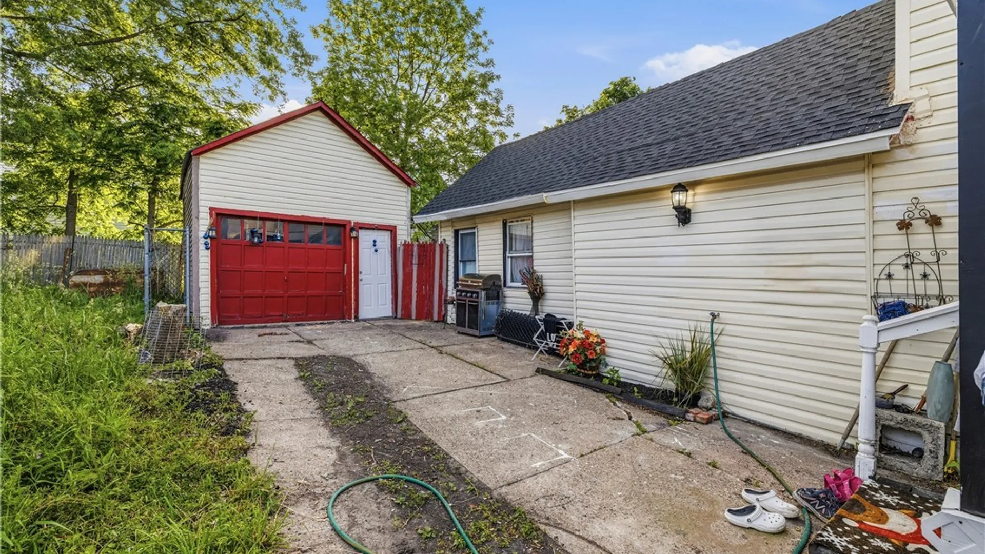 Property at 96 Detroit Street, Buffalo, NY 14206 5