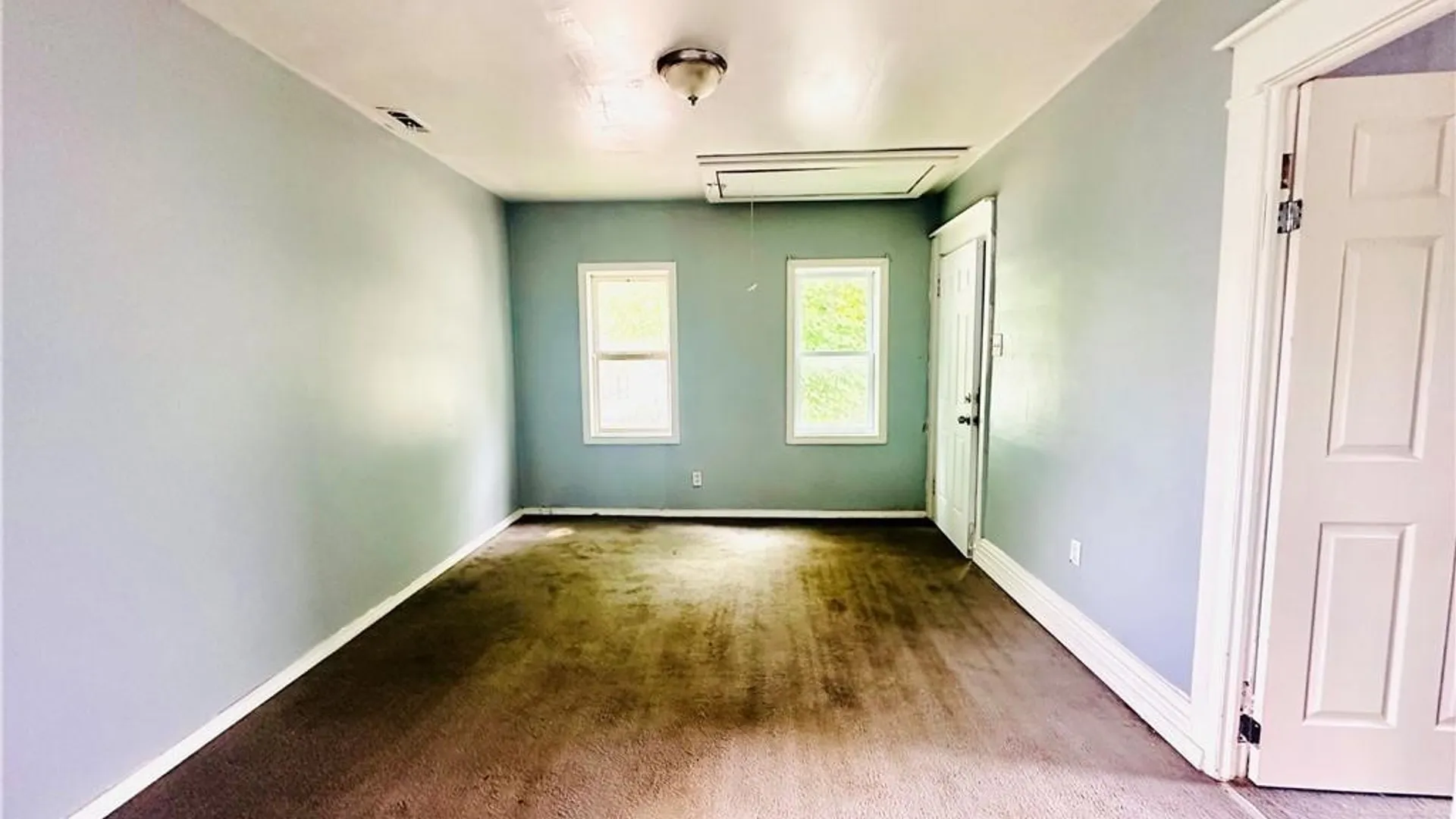 Property at 253 Gold Street, Buffalo, NY 14206 11