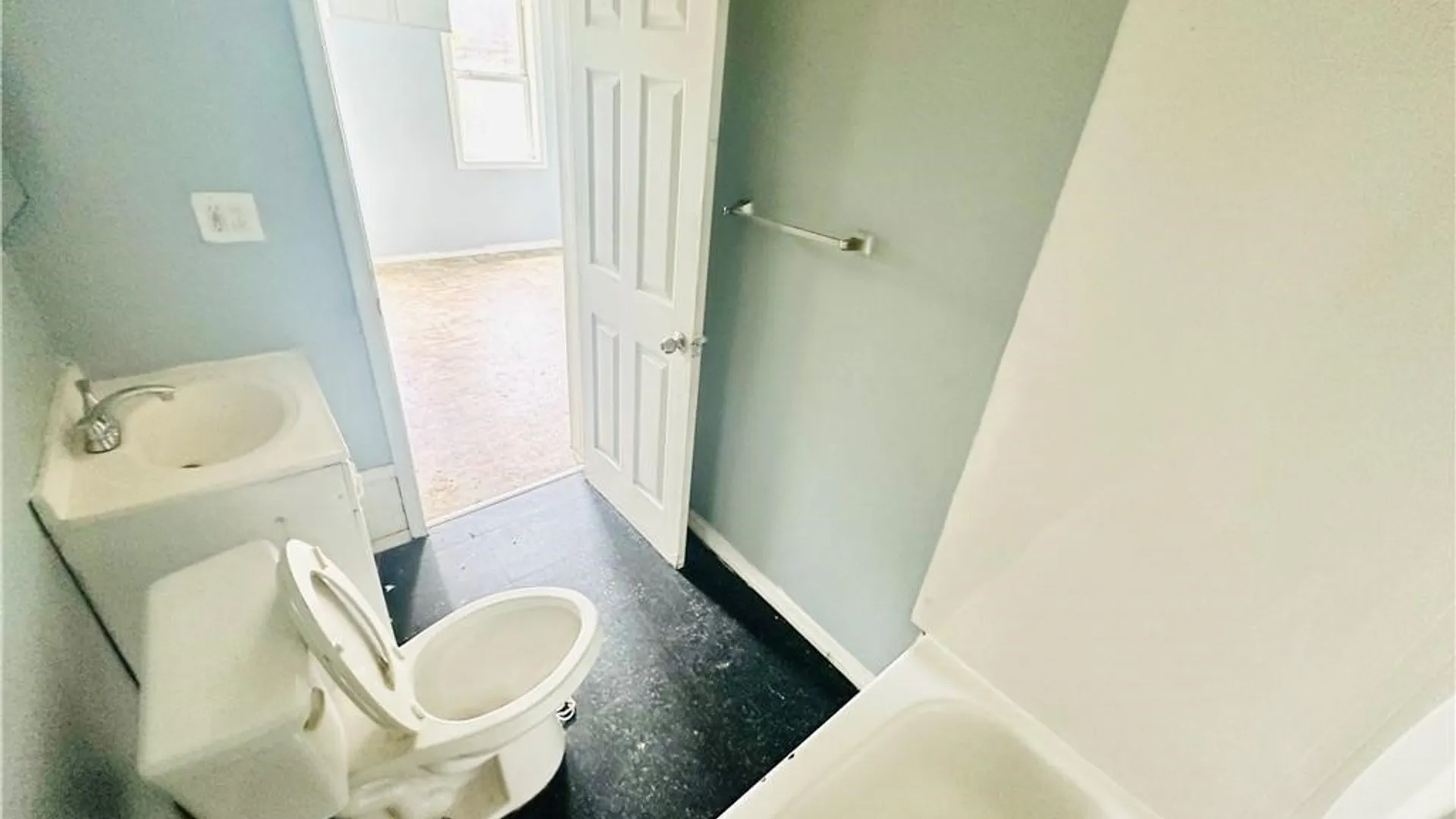 Property at 253 Gold Street, Buffalo, NY 14206 21