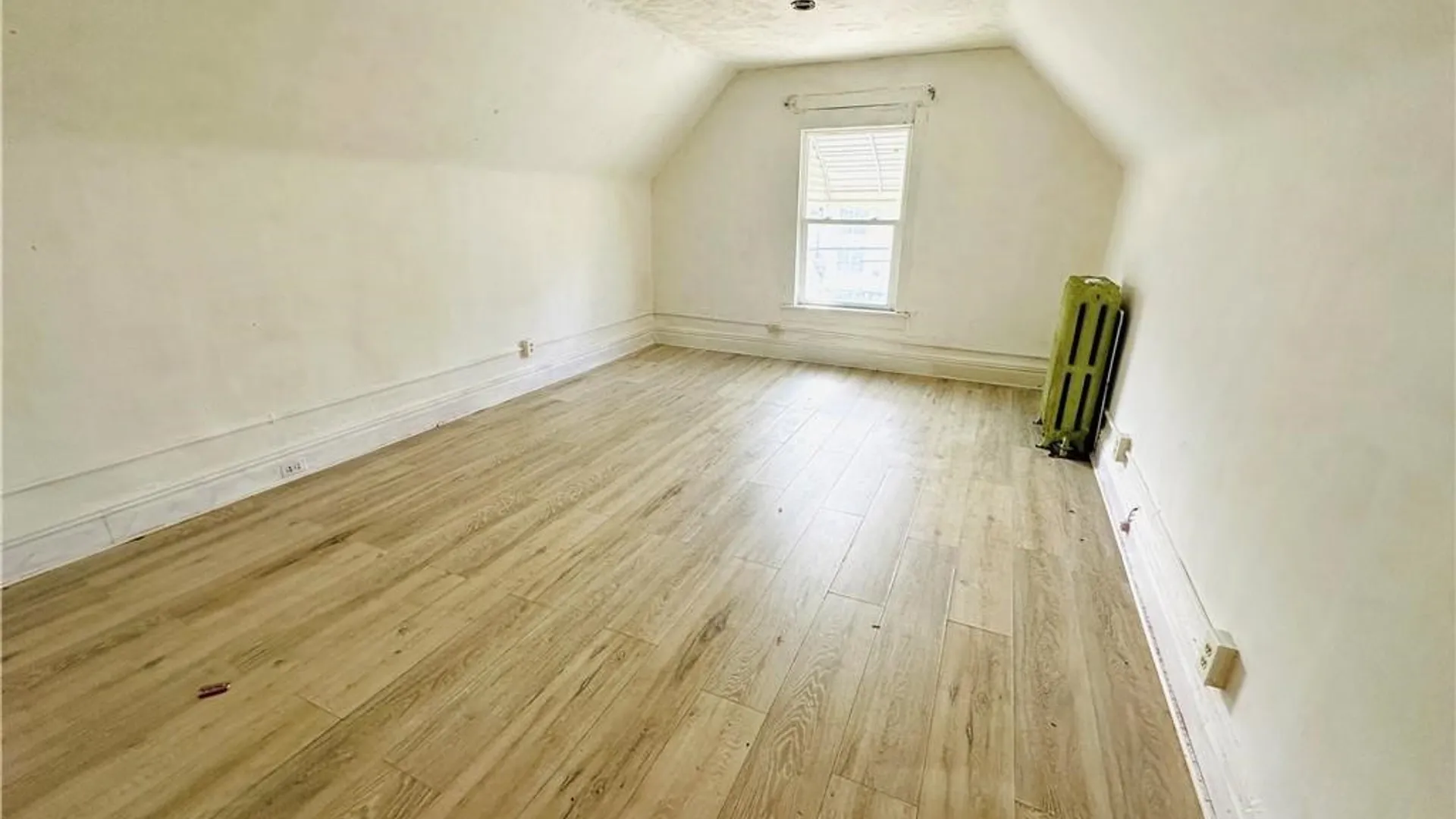 Property at 301 Peach Street, Buffalo, NY 14204 11