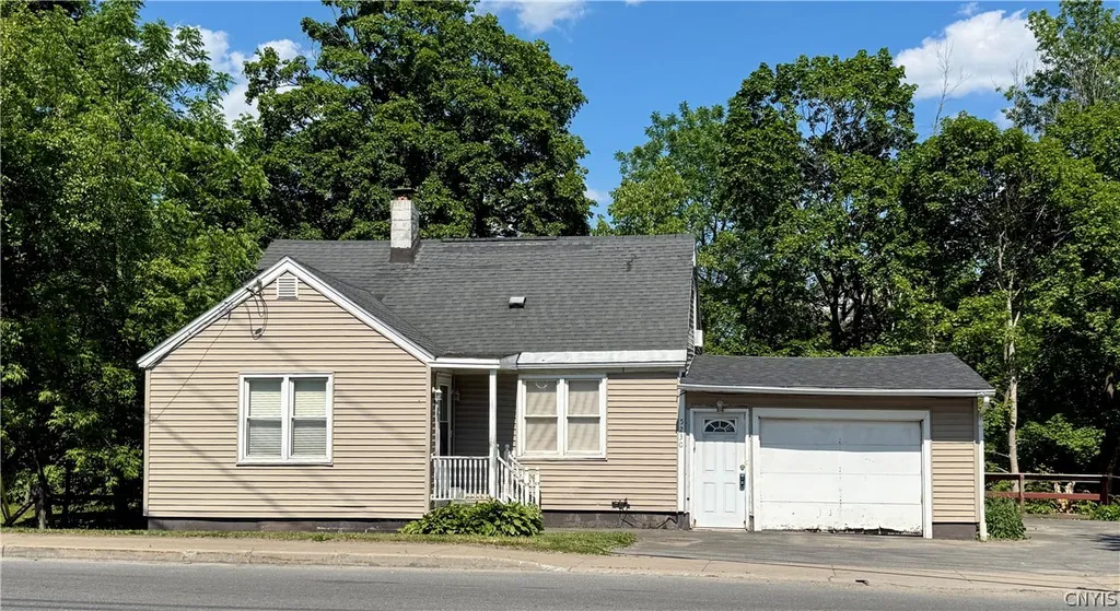 Property at 5230 State Route 233, Westmoreland, NY 13490