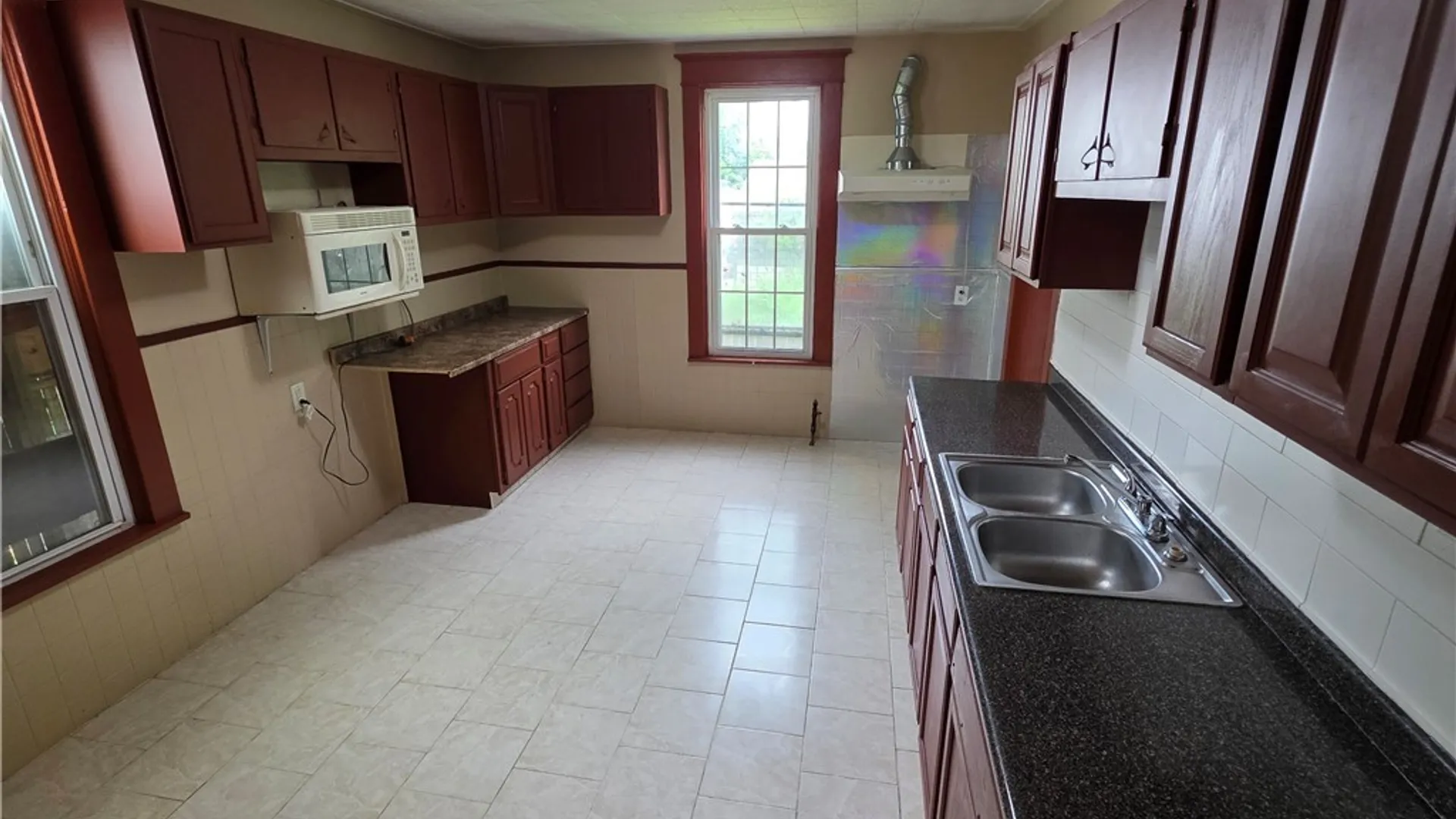 Property at 601 Eagle Street, Utica, NY 13501 17