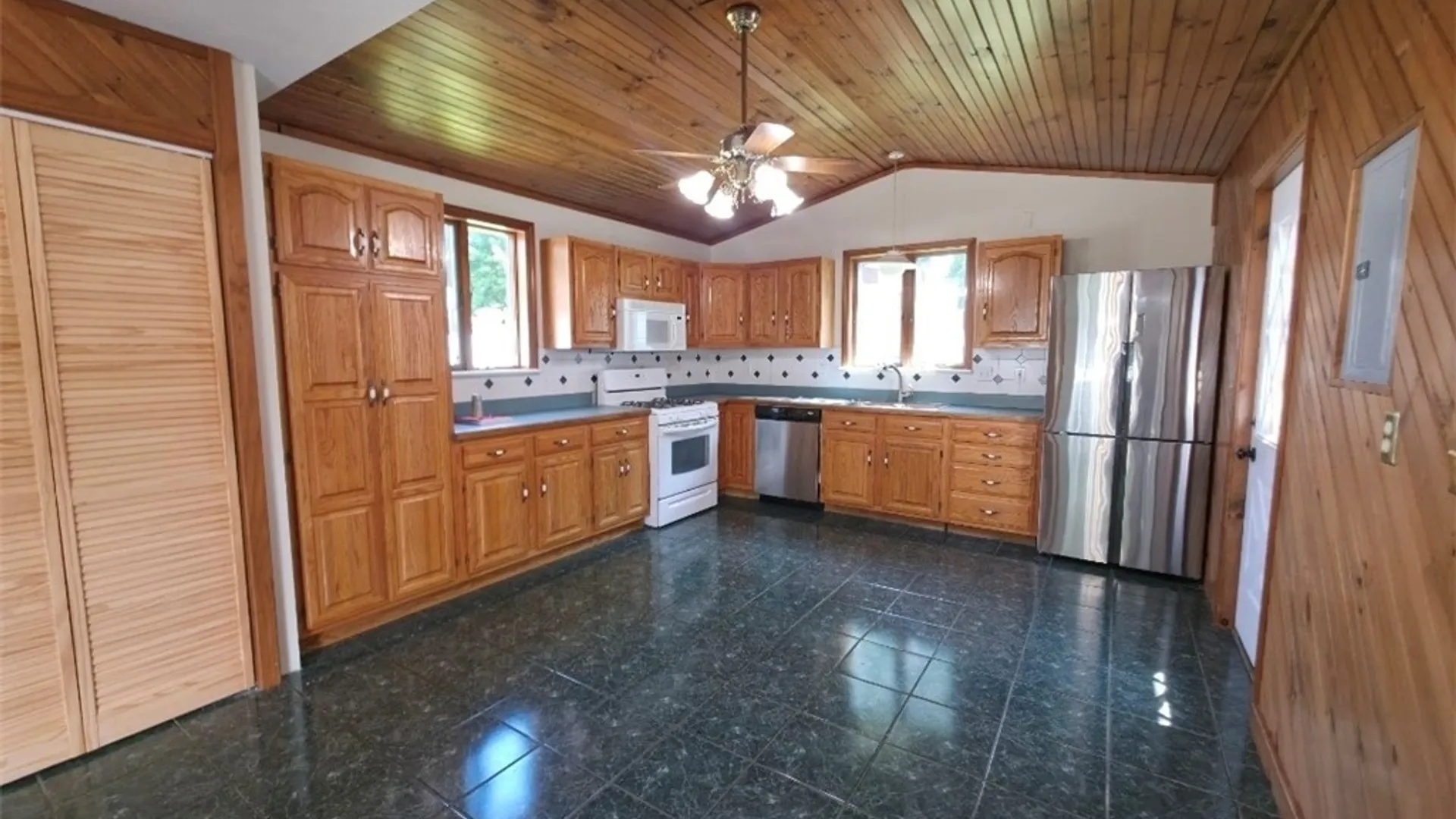 Property at 208 Winding Way, Horseheads, NY 14845 18